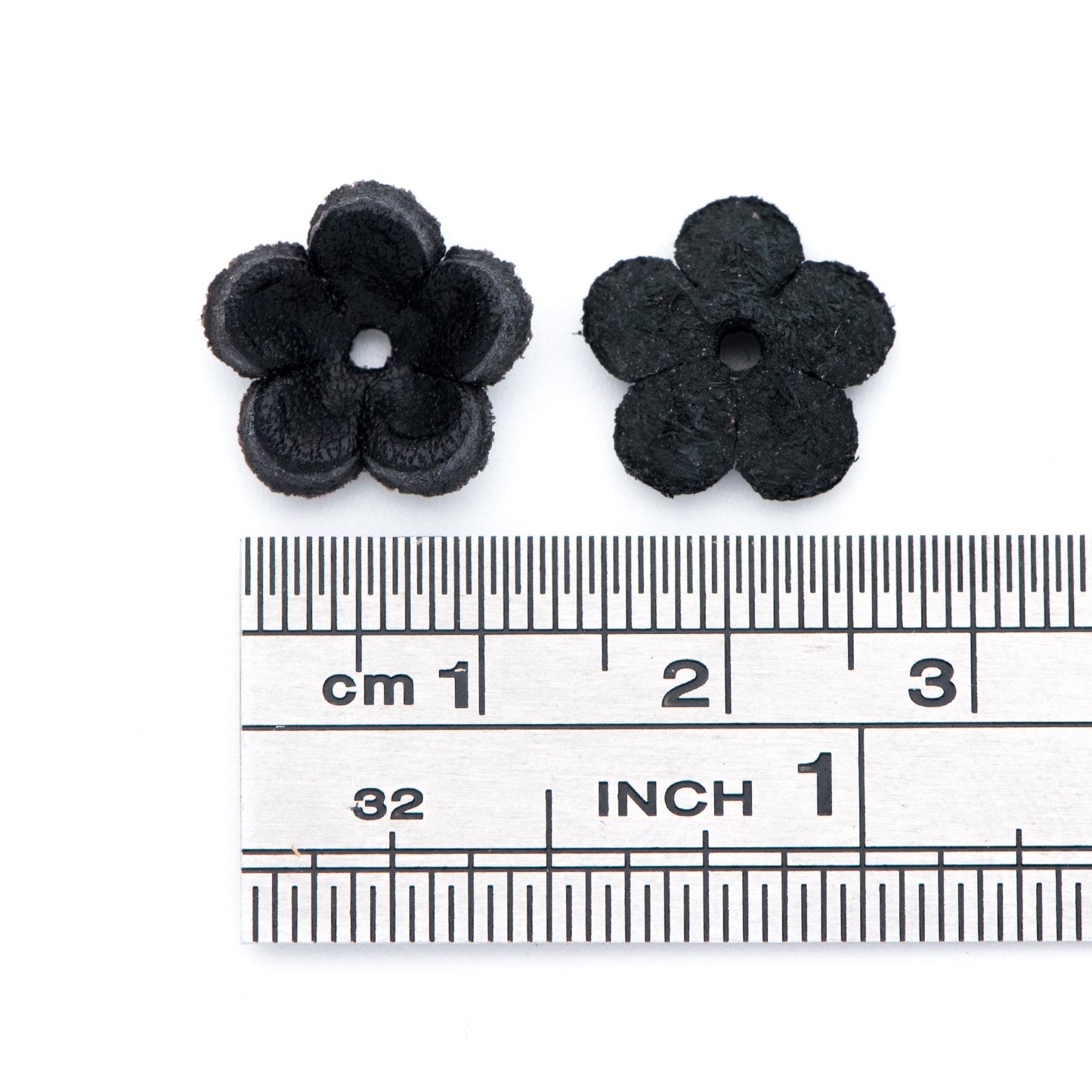10pcs Genuine Leather Flower 12mm, Floral Leather Charm Beads, (FB-060-7)
