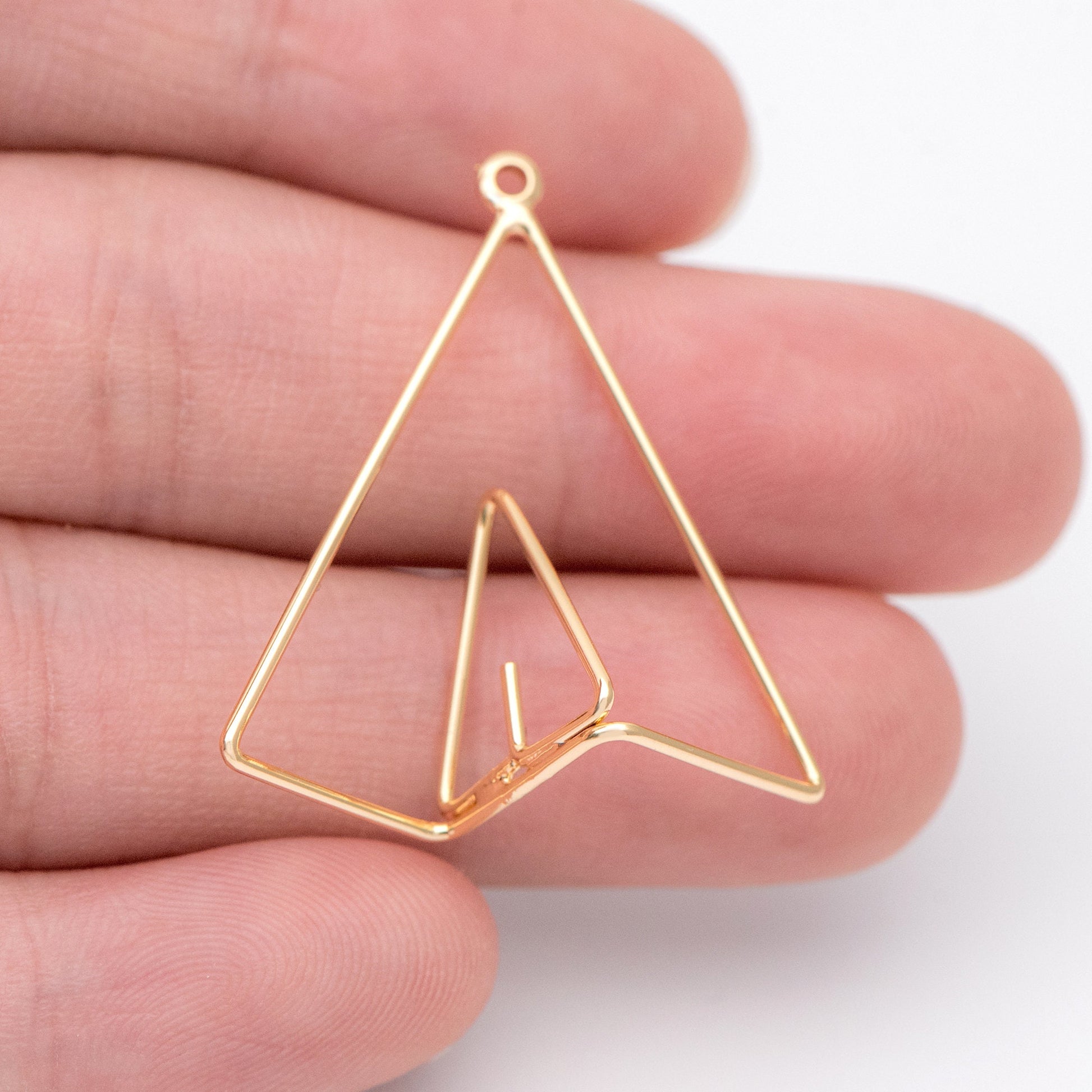 10pcs Gold Triangle Charms, 18K Gold plated Brass, Geometric Pendants 28mm (GB-1085)