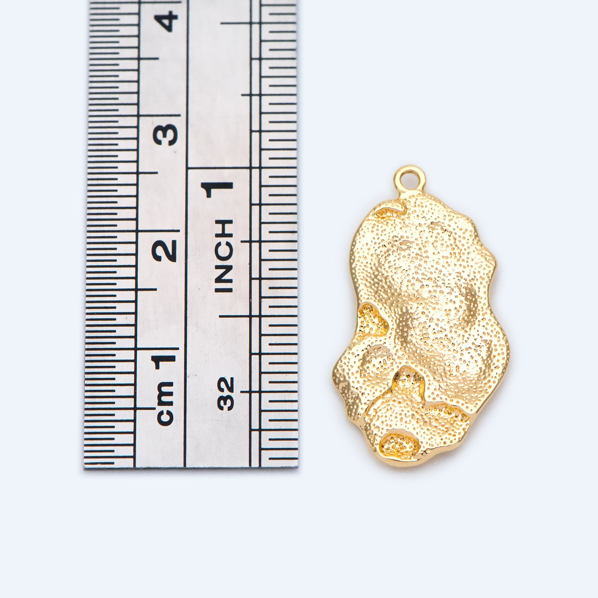 10pcs Gold plated Brass Hammered Charms, Gold Textured Pendants 25x14mm (GB-2977-F)