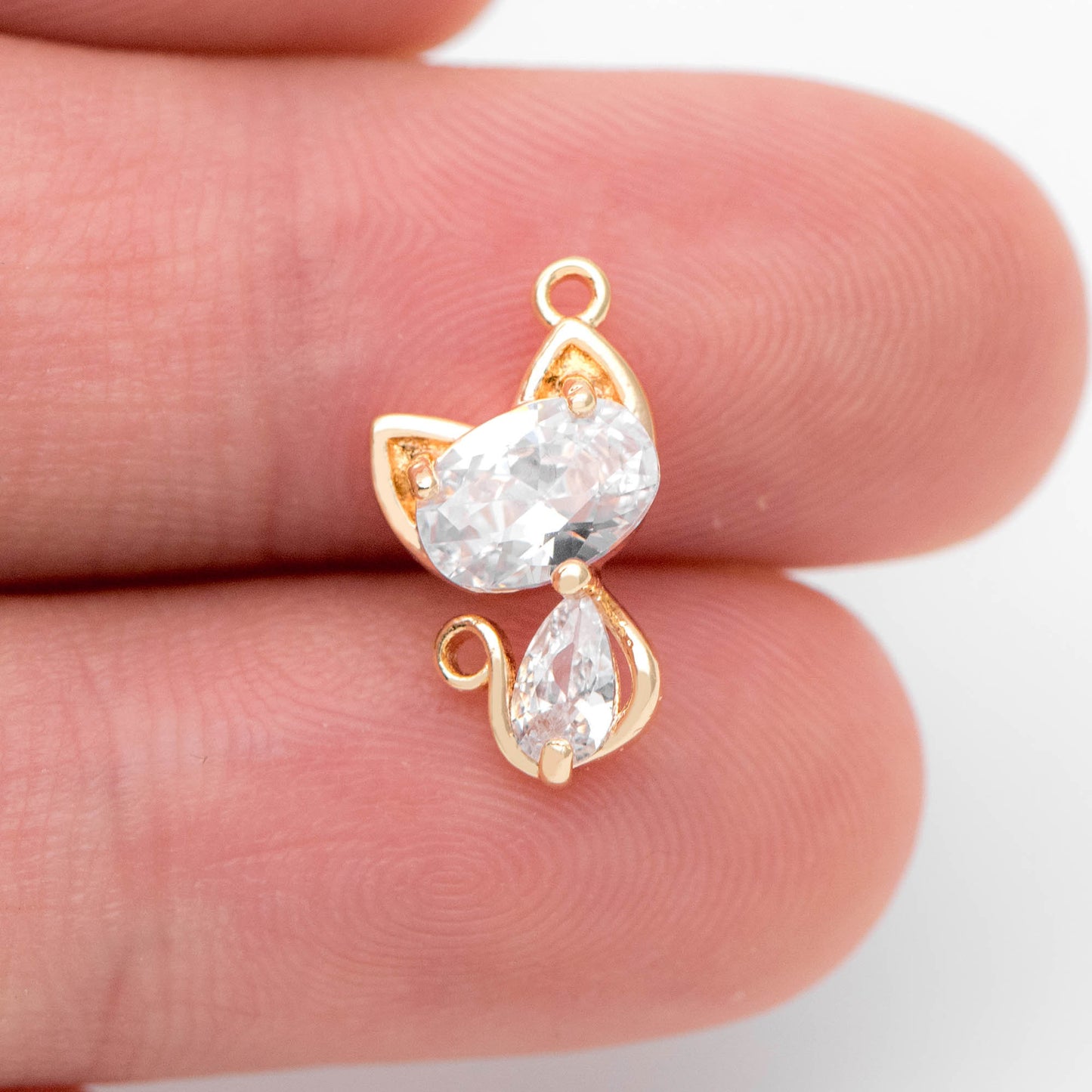 4pcs Shiny Gold Cat Pendant,15x9mm,Cat Necklace, Cz Charm, Cat Charm, Cat Medallion, Gold Plated Findings(GB-2074-D)