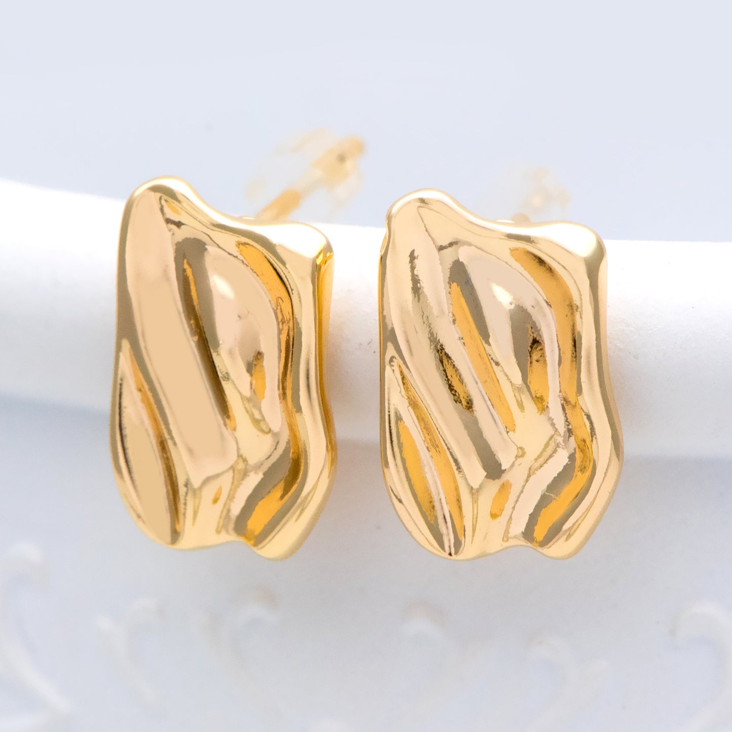 10pcs Gold Waved Rectangle Earring with Loop, 13x8.5mm, 18K Gold plated Brass, Geometric Stud Earring Components (GB-1296)