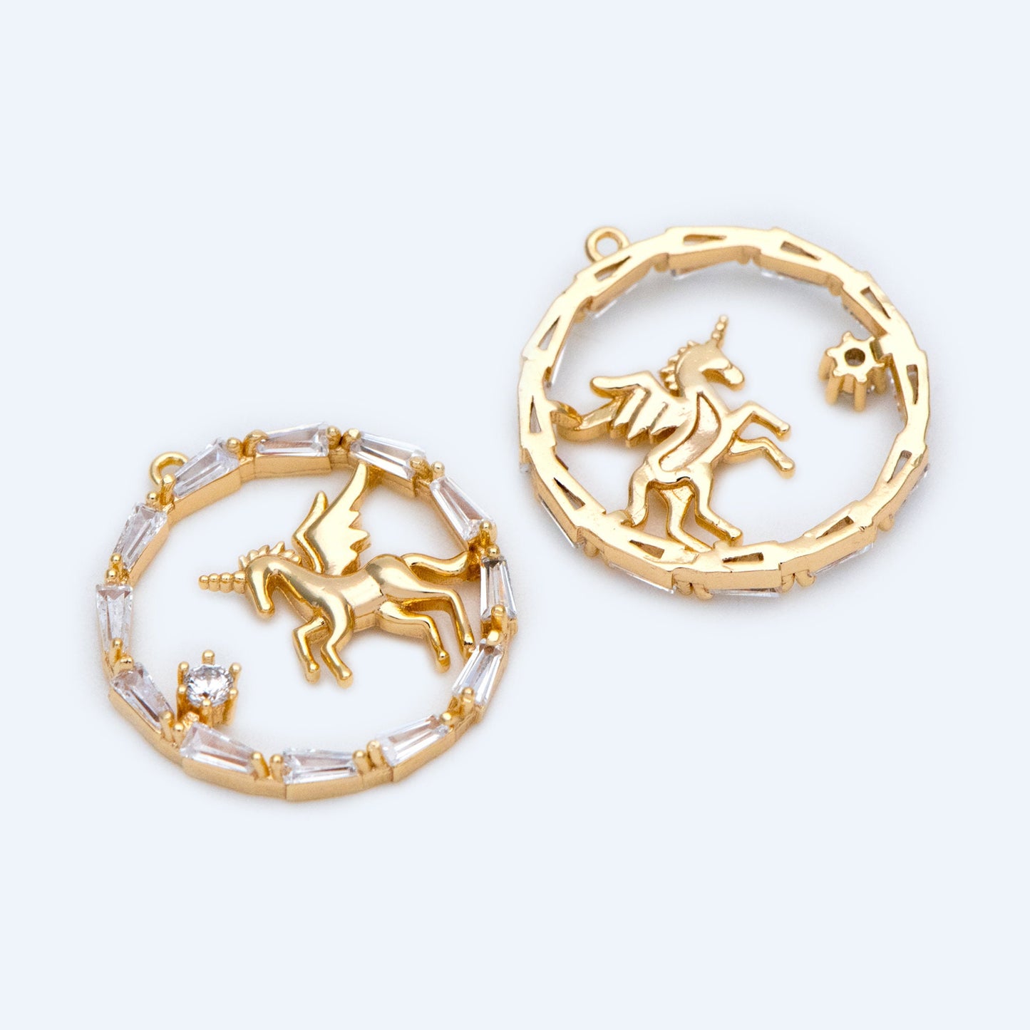 4pcs Gold Unicorn Charm, 18x17mm, CZ pave round circle pendant (#GB-730-E)