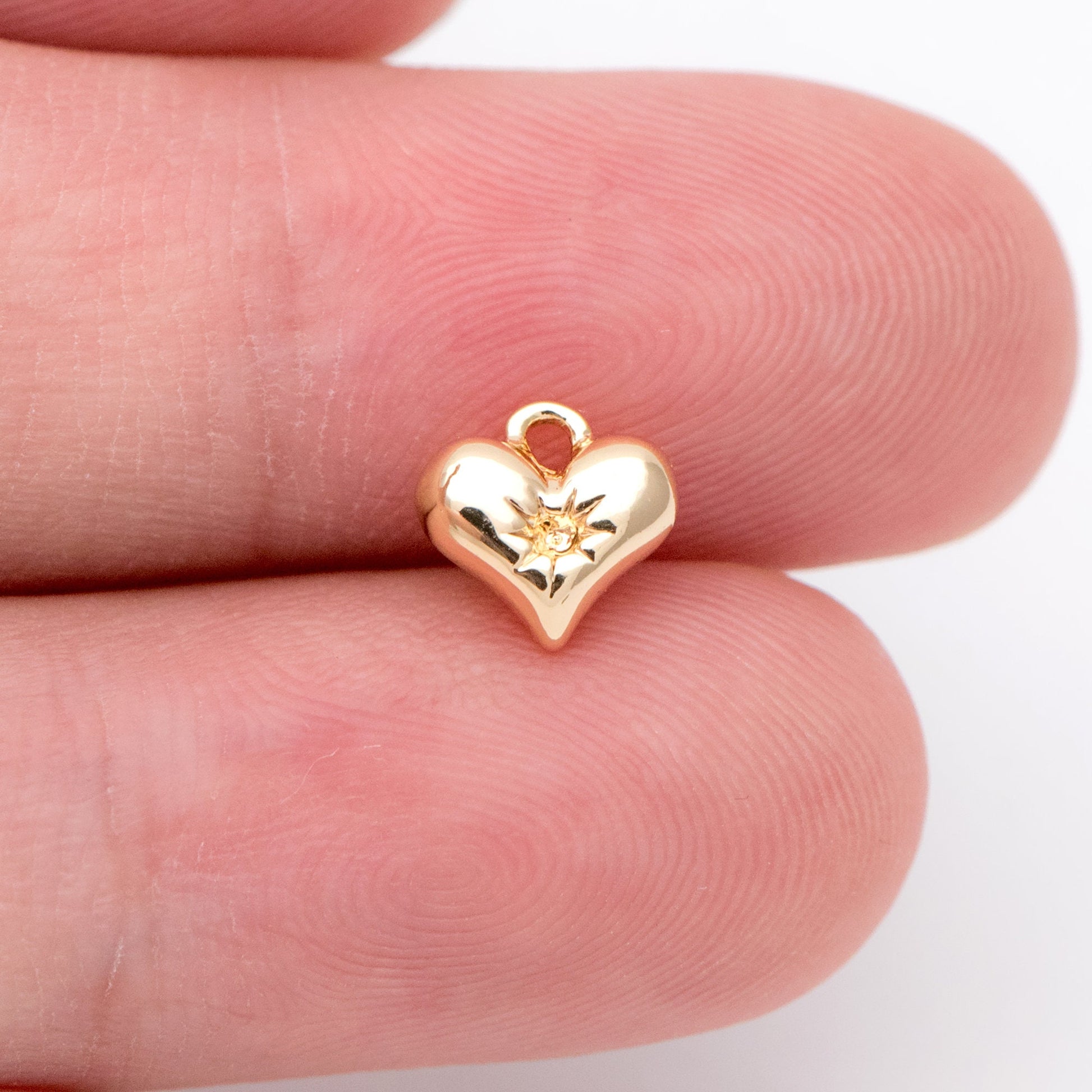 4pcs Gold Heart Charm 7.5x7mm, 18K Gold plated Brass, Jewelry Supply (GB-2782-B)