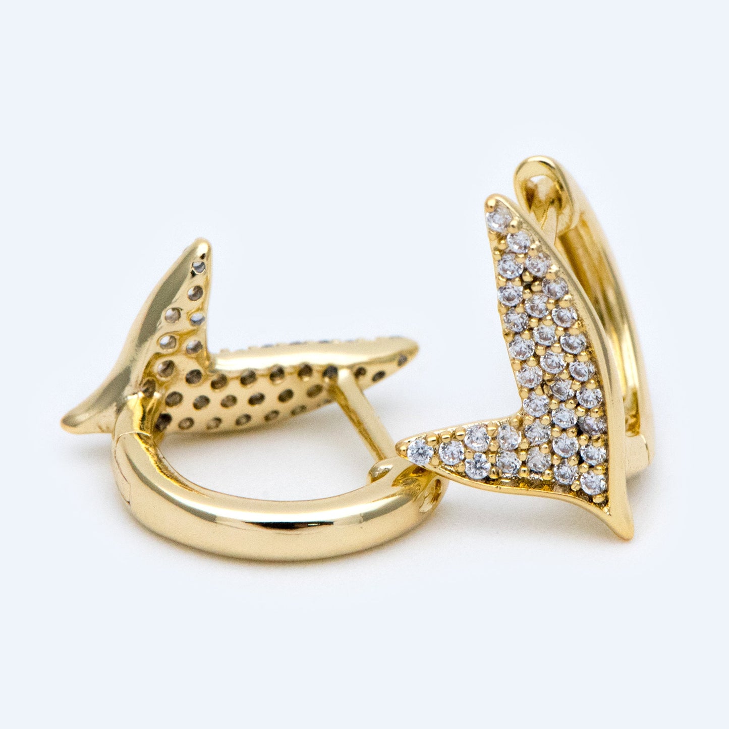 4pcs CZ Pave Gold Whale Tail Click-in Style Lever Back Earring, Earring Findings (GB-1341)