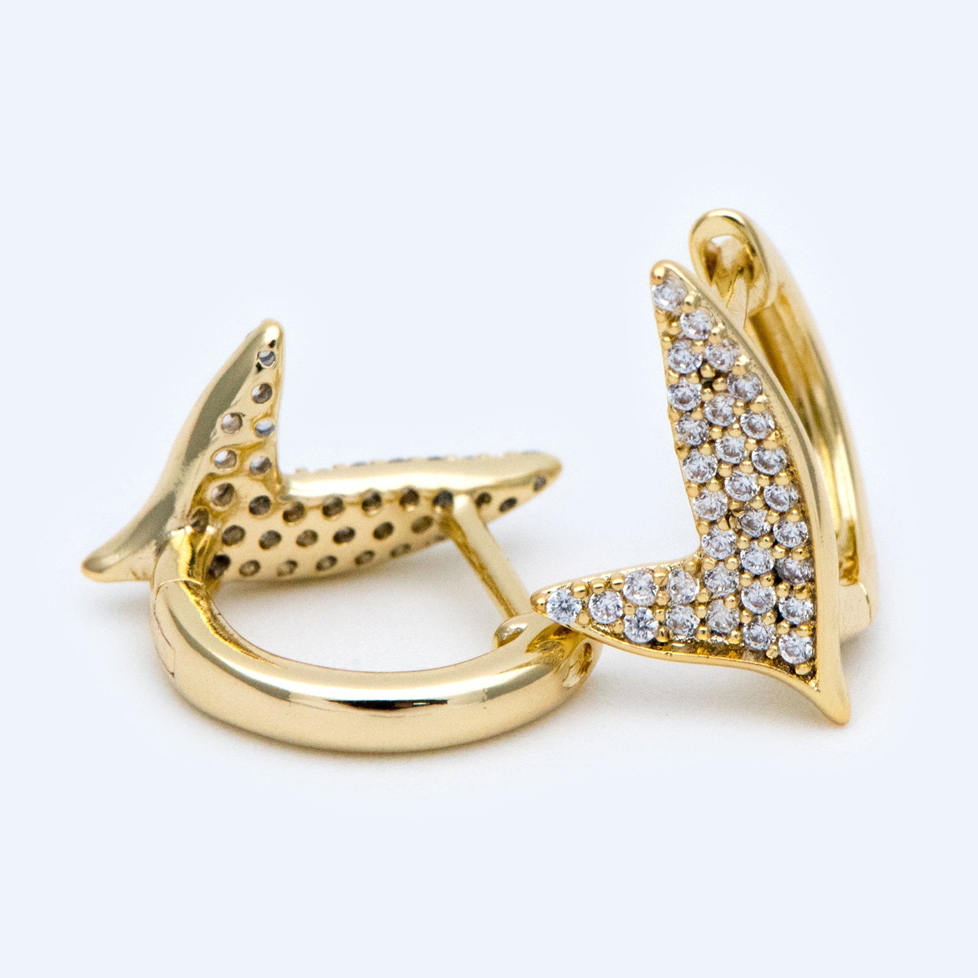 4pcs CZ Pave Gold Whale Tail Click-in Style Lever Back Earring, Earring Findings (GB-1341)