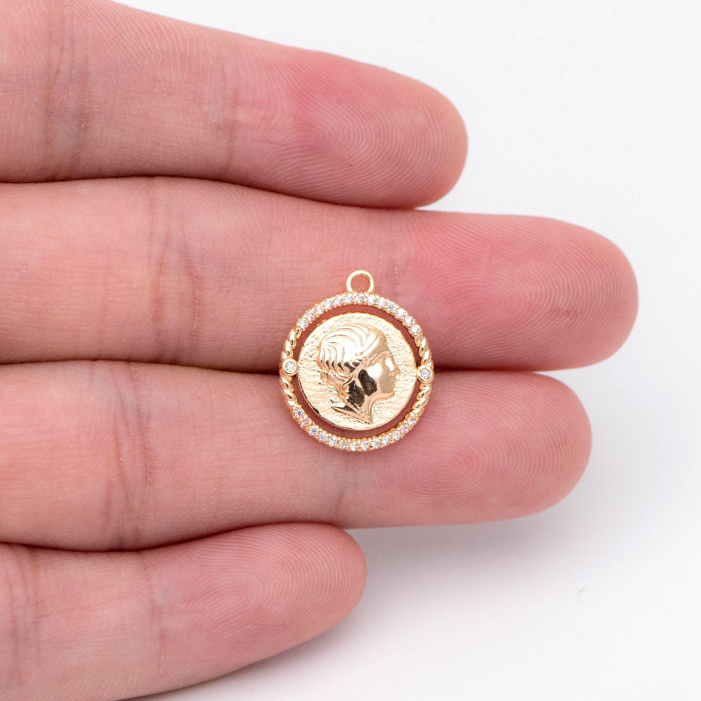 4pcs Gold Medallion Charm Pendant 17x14mm, Face Charm, Jewelry Supply (GB-1603)