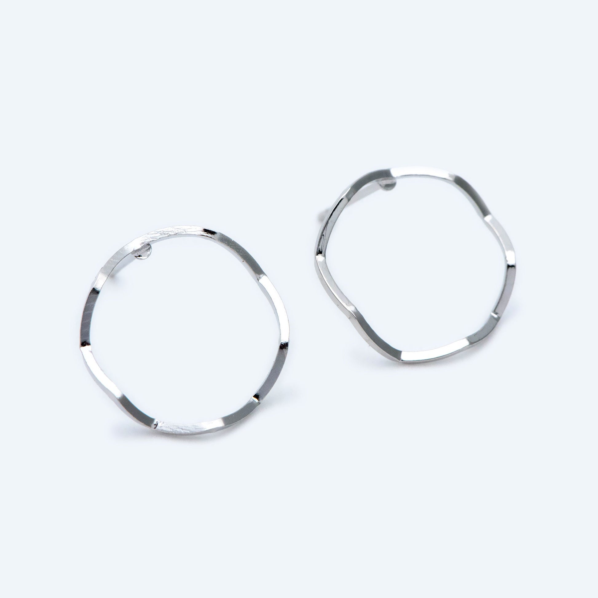10pcs Round Loop Hoop Ear Posts, Rhodium plated Brass, Circle Stud Earring, DIY Ear Wire Findings (GB-688-2)