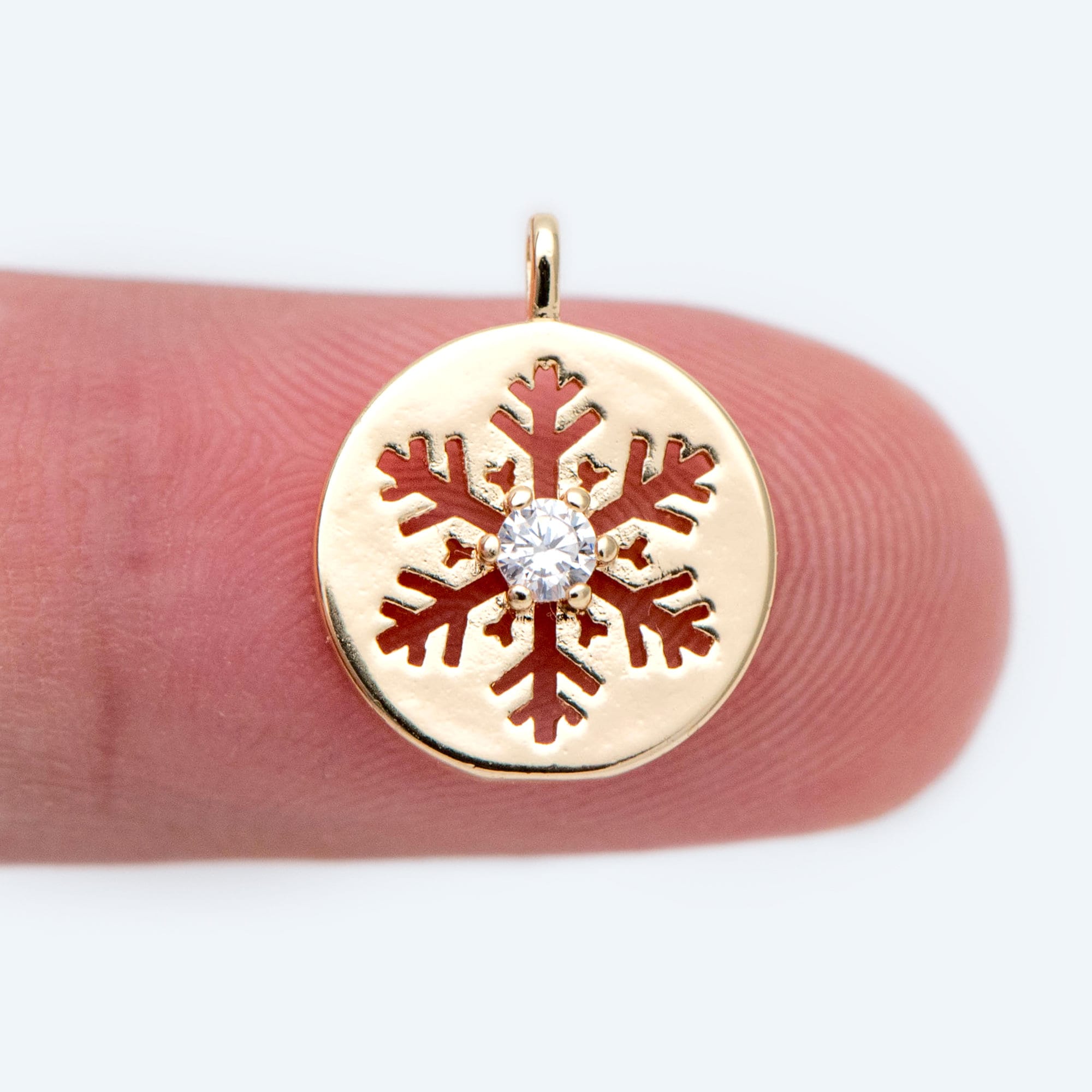 4pcs CZ Pave Gold Snowflake Charms, Brass Snowflake Findings, Snowflake Necklace, Christmas Gift, Gold Plated Findings (GB-3486-D)