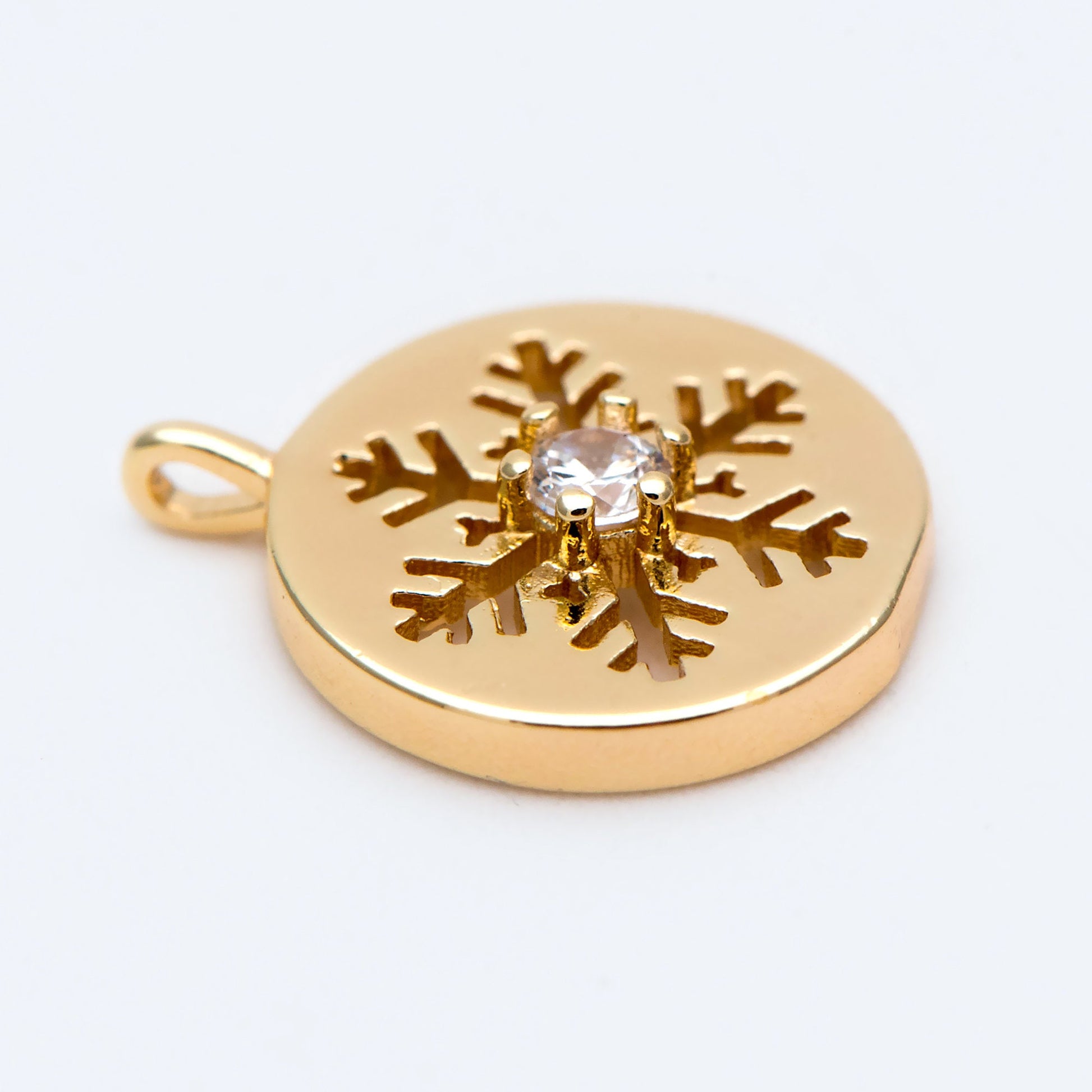 4pcs CZ Pave Gold Snowflake Charms, Brass Snowflake Findings, Snowflake Necklace, Christmas Gift, Gold Plated Findings (GB-3486-D)