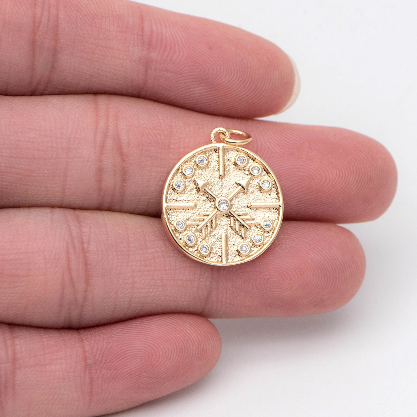 4pcs Gold/ Silver Arrow Disc Charms 21x18mm, 18K Gold/ Rhodium plated Brass, Round Disk Arrow Pendants (GB-2466-D)