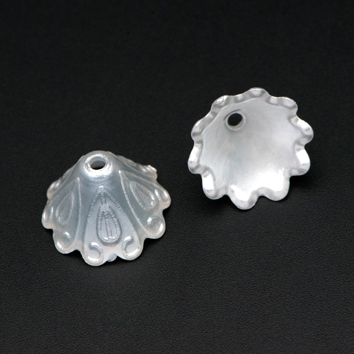 30pcs Plastic Acrylic Bead Caps 15mm, Pearly Pearl White Color (#SL033)