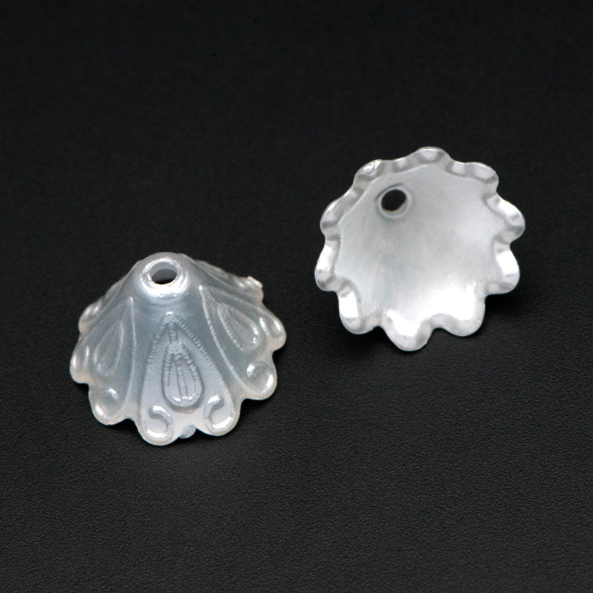 30pcs Plastic Acrylic Bead Caps 15mm, Pearly Pearl White Color (#SL033)