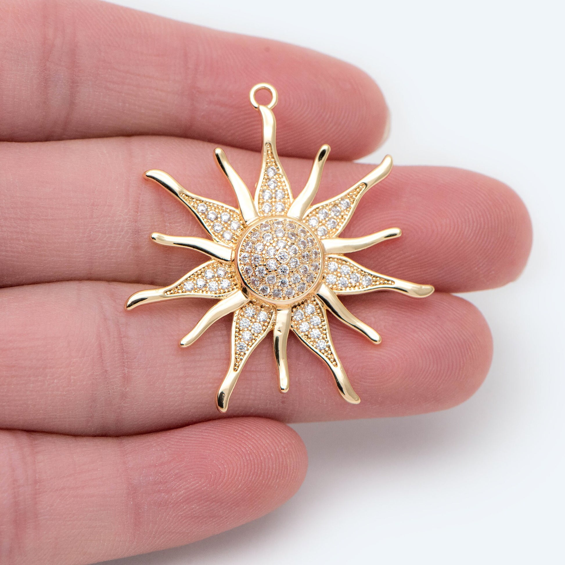 4pcs CZ Pave Gold Sun Charms: 18K Gold Plated Pendants (GB-2259-E)