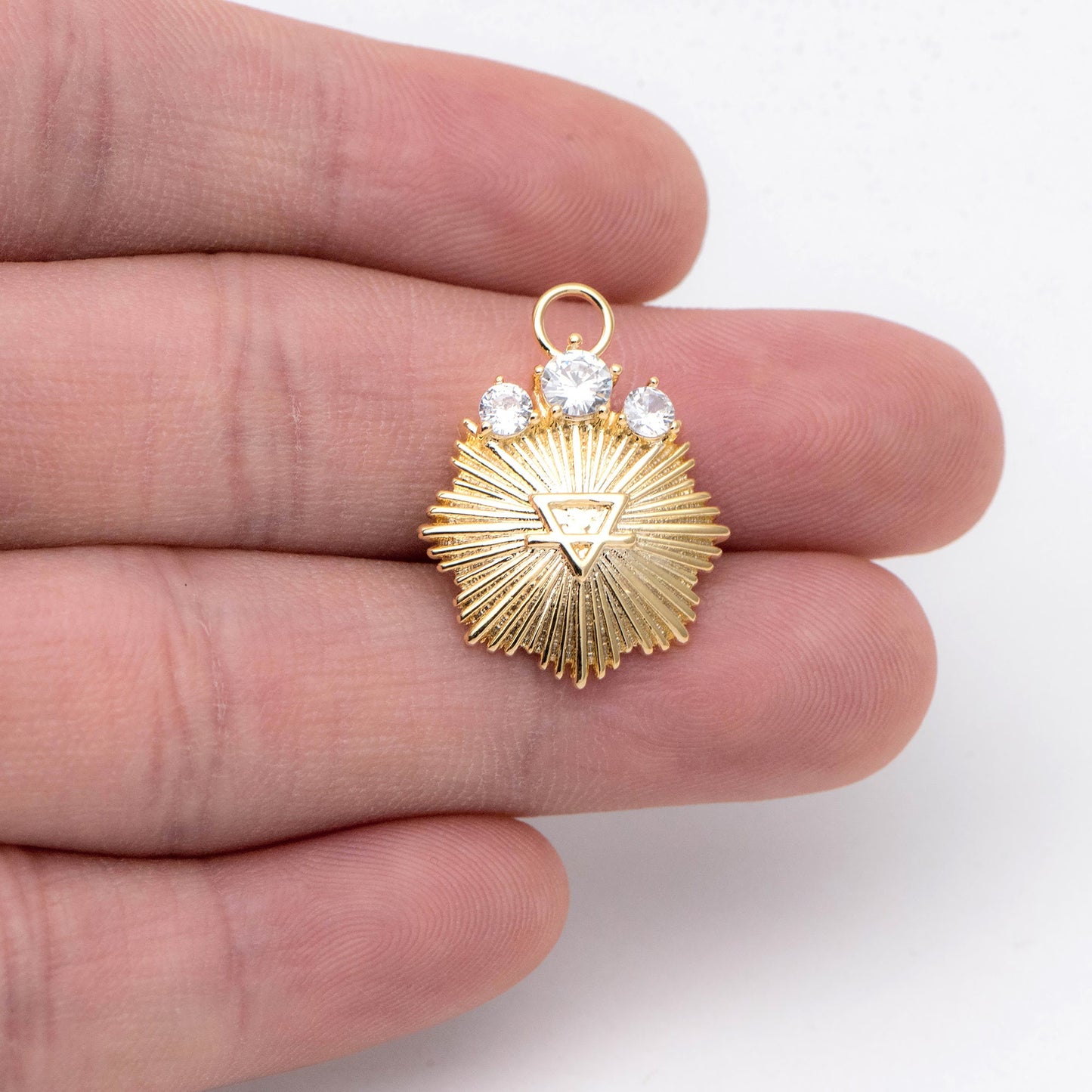 4pcs CZ Pave Gold Medallion Charm Pendant, Jewelry Making, Diy Material, Jewelry Supplies (GB-1872-C)