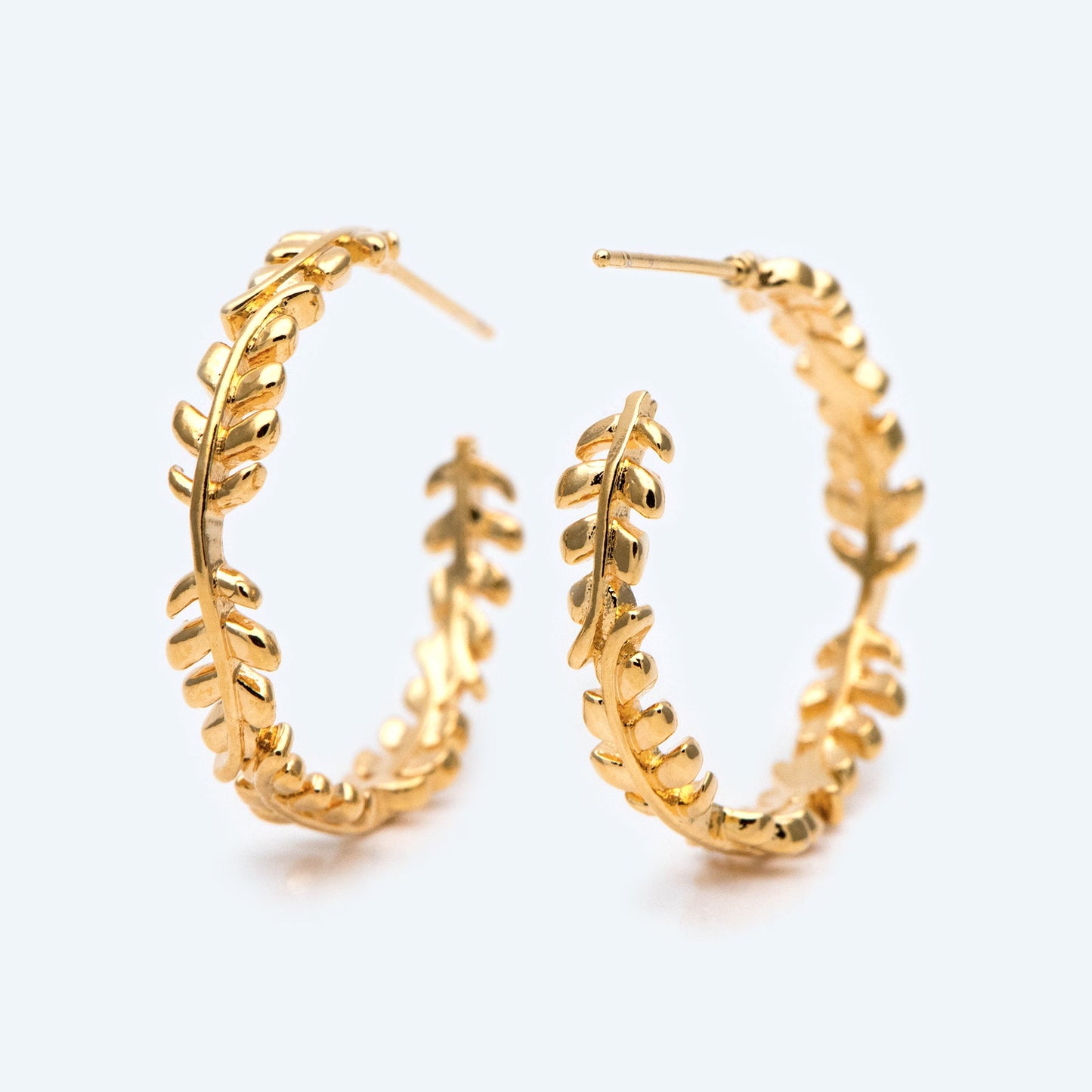 10pcs Dainty Gold Leaf Hoop Earrings, Gold Hoop Earring, 25mm Circle Leaf Earring (GB-1975)