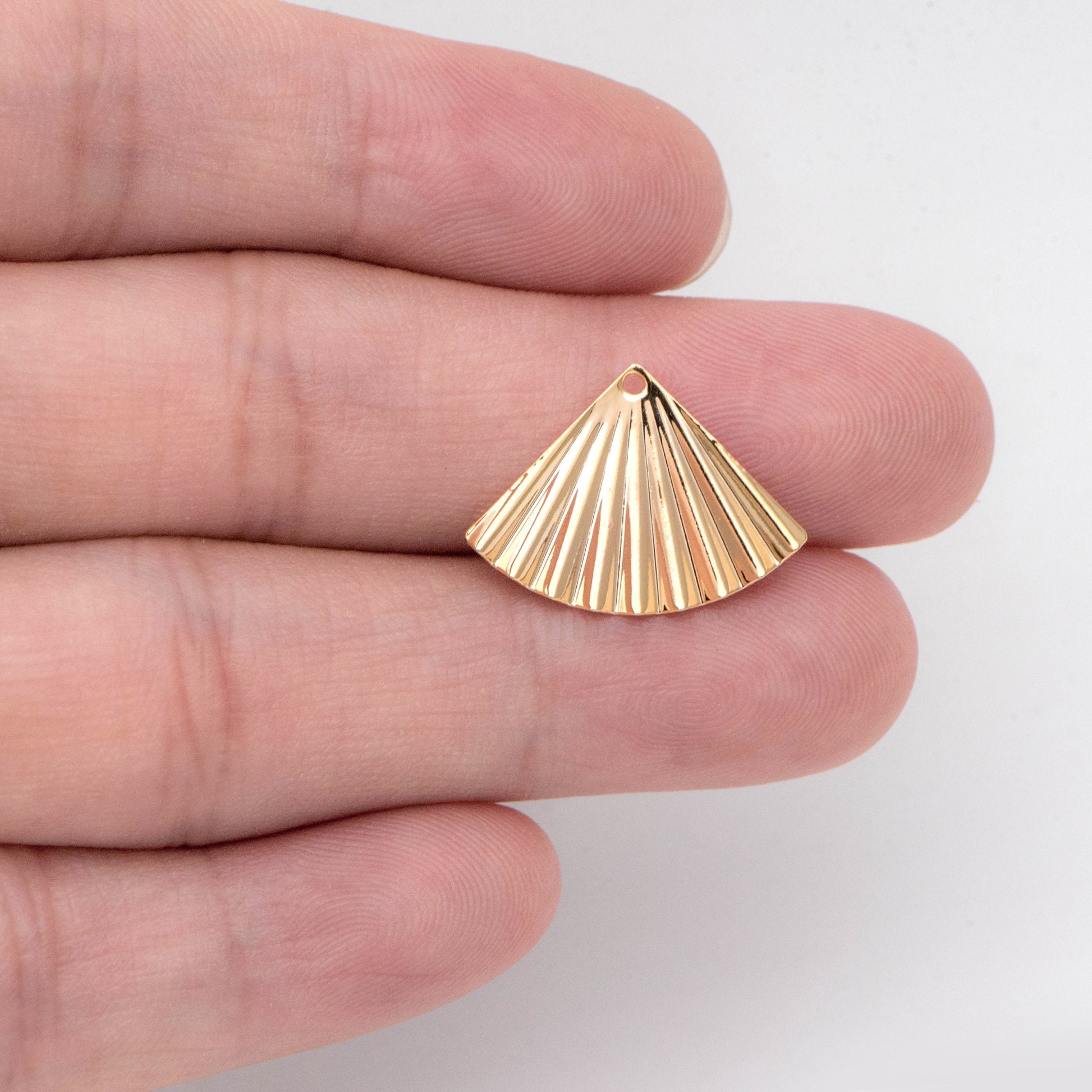 10pcs Gold Fan Charms, Earring Findings, Jewelry Making, Diy Material, Jewelry Supplies (GB-2195)