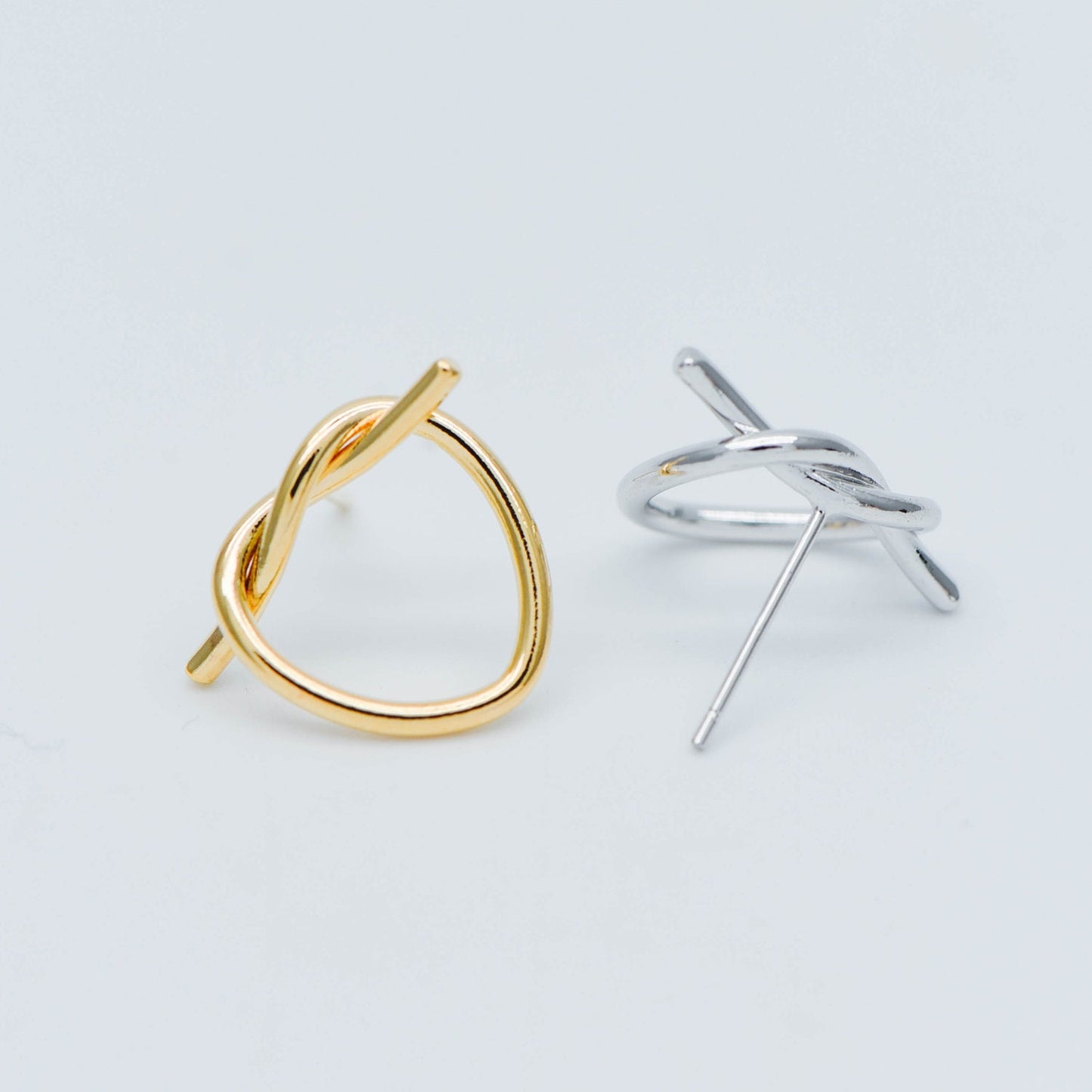 10pcs Gold/ Silver tone Heart Wire Earring Posts 18x14mm, Gold/ Rhodium plated Brass Ear Stud Components (GB-525)