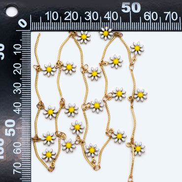 Enamel Flower Chain, Daisy Chain, Unplated Raw Brass Designer Chain 6mm, White Enamel Flowers (#LK-478-1)/ 1 Meter=3.3ft