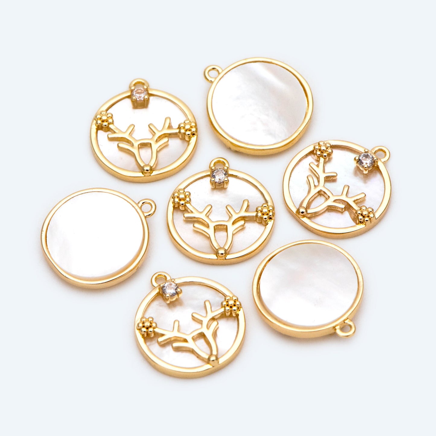4pcs Gold Deer Charms, Mother of Pearl Shell Disc, Gold Stag Pendants (GB-2517-E)