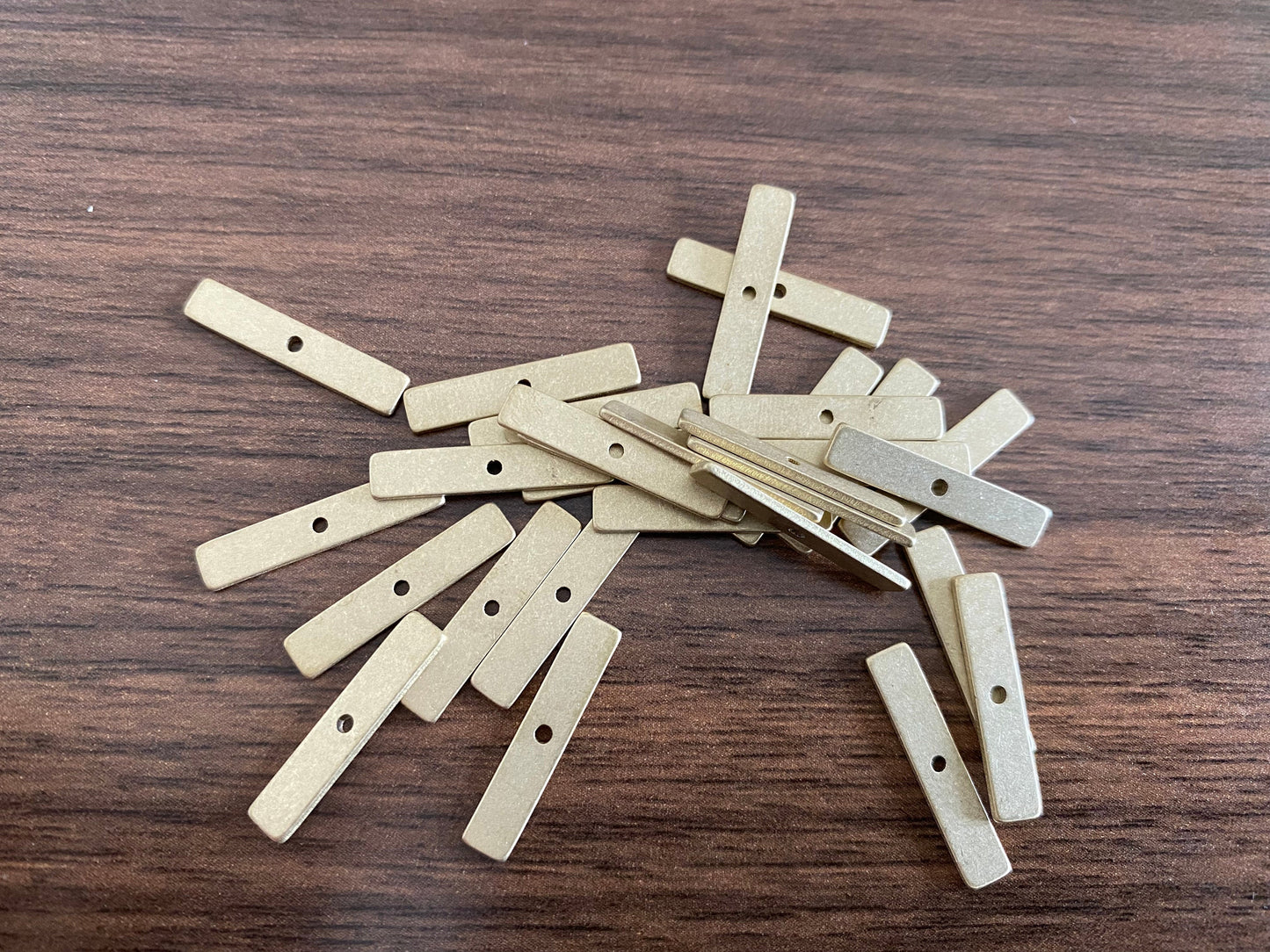 20pcs Raw Brass Rectangle Link Pendants, Geometric Bar Charms 20x4mm (RB-128)