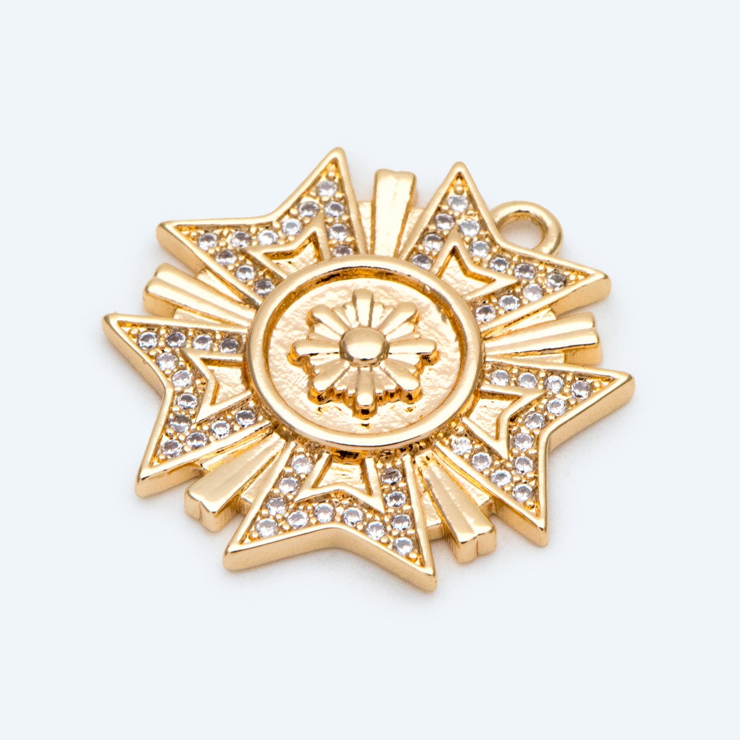 4pcs CZ Pave Gold Medallion Charm, Medal charm Pendant, Jewelry Supply (GB-1766-G)