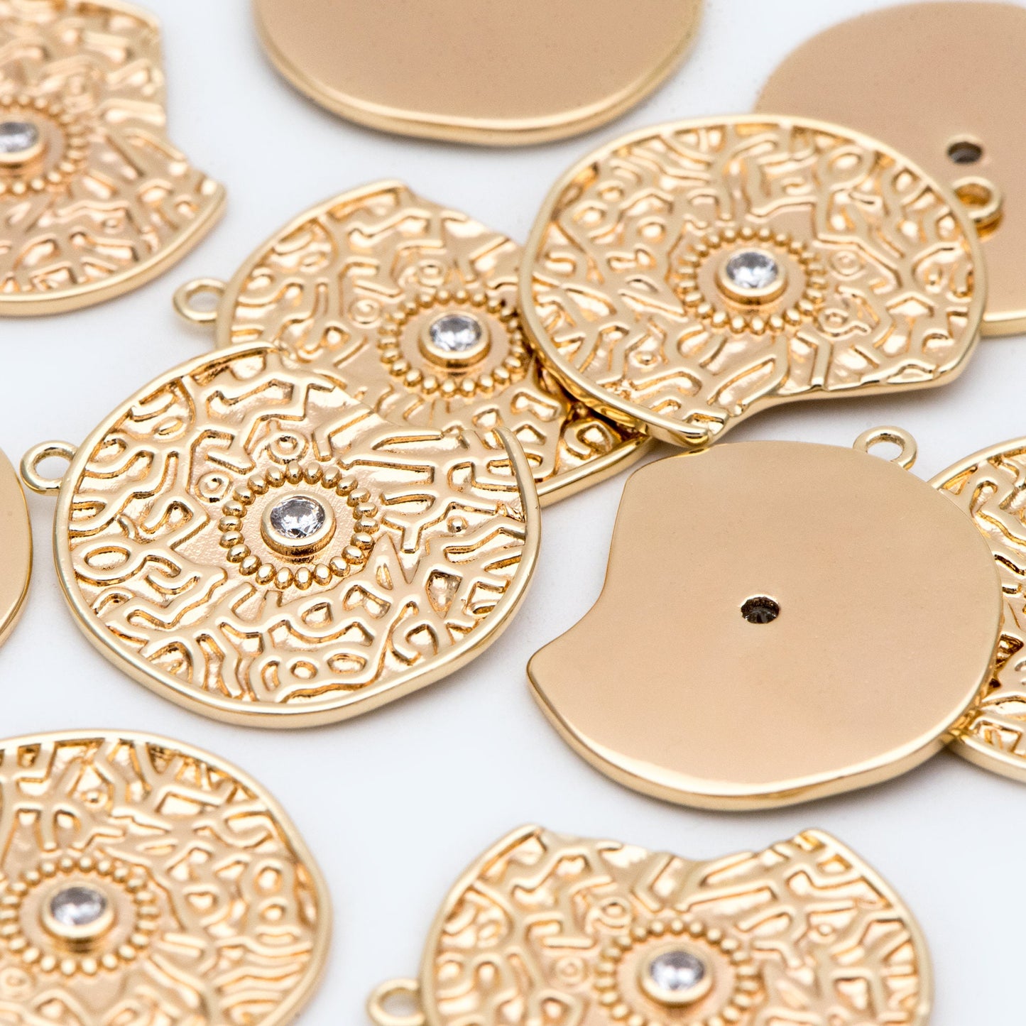 4pcs CZ Pave Gold Gap Disc Charm, Gap Round Pendant, Necklace Charm, Jewelry Making Supplies (GB-1766-E)