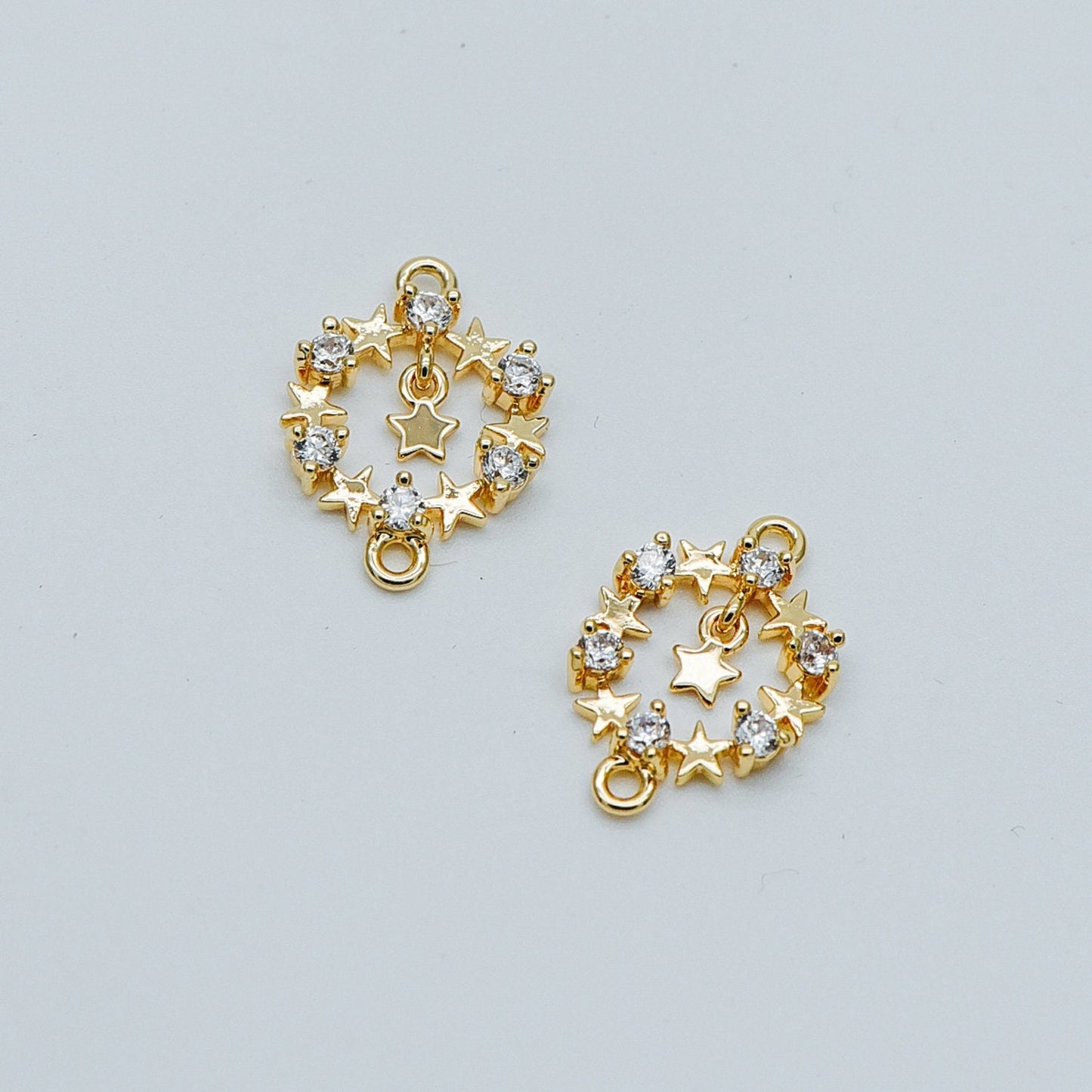 4pcs CZ Pave Gold Circle Charm Connectors 13x18mm, 18K Gold plated Brass, Christmas Ring Pendants with Star (GB-713-L)