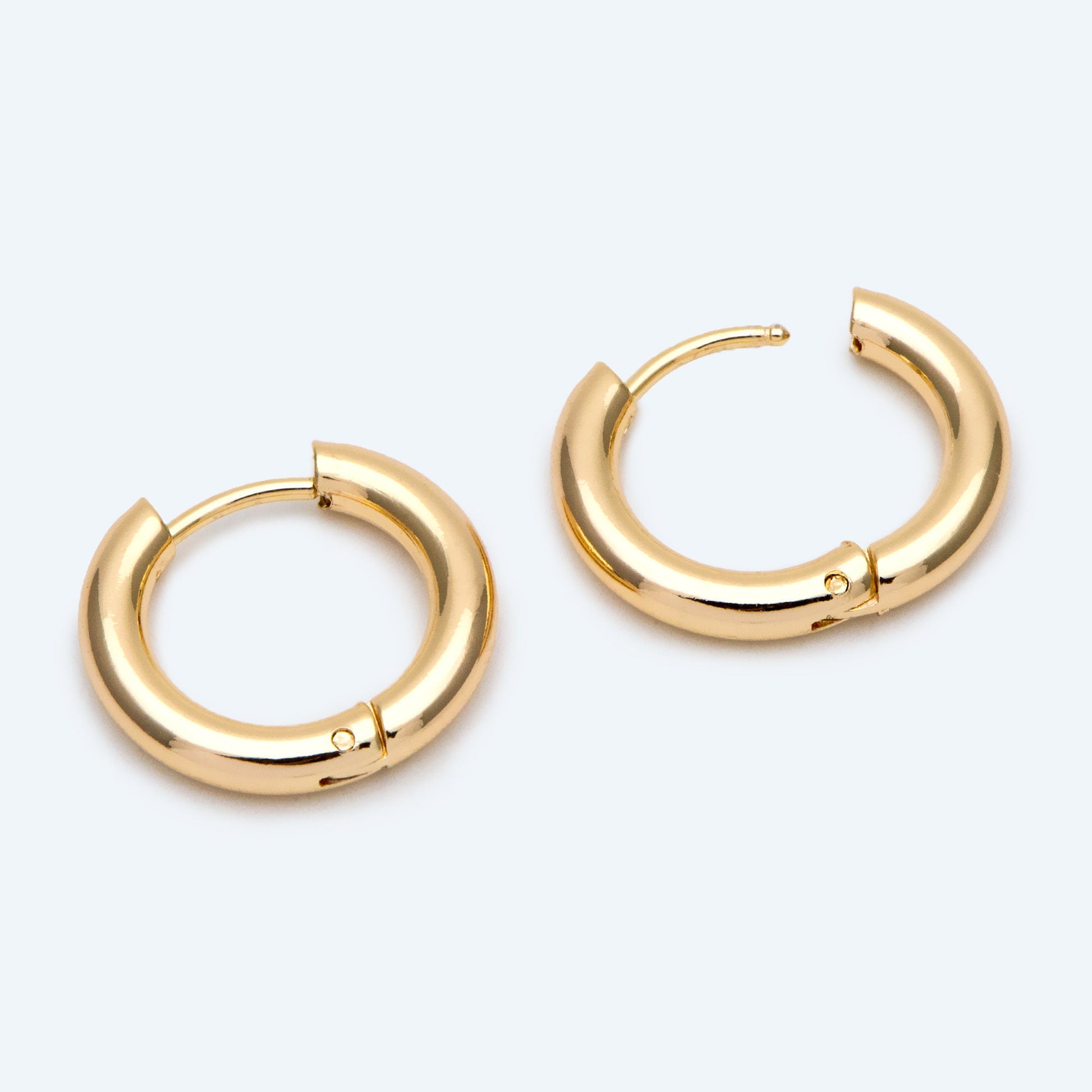 4pcs Gold/ Silver Chunky Hoop Huggies, 3mm Thick, 14/ 16/ 18/ 20/ 26mm, Stainless Steel Hoop Earrings, Minimalist Earrings (GB-2788)