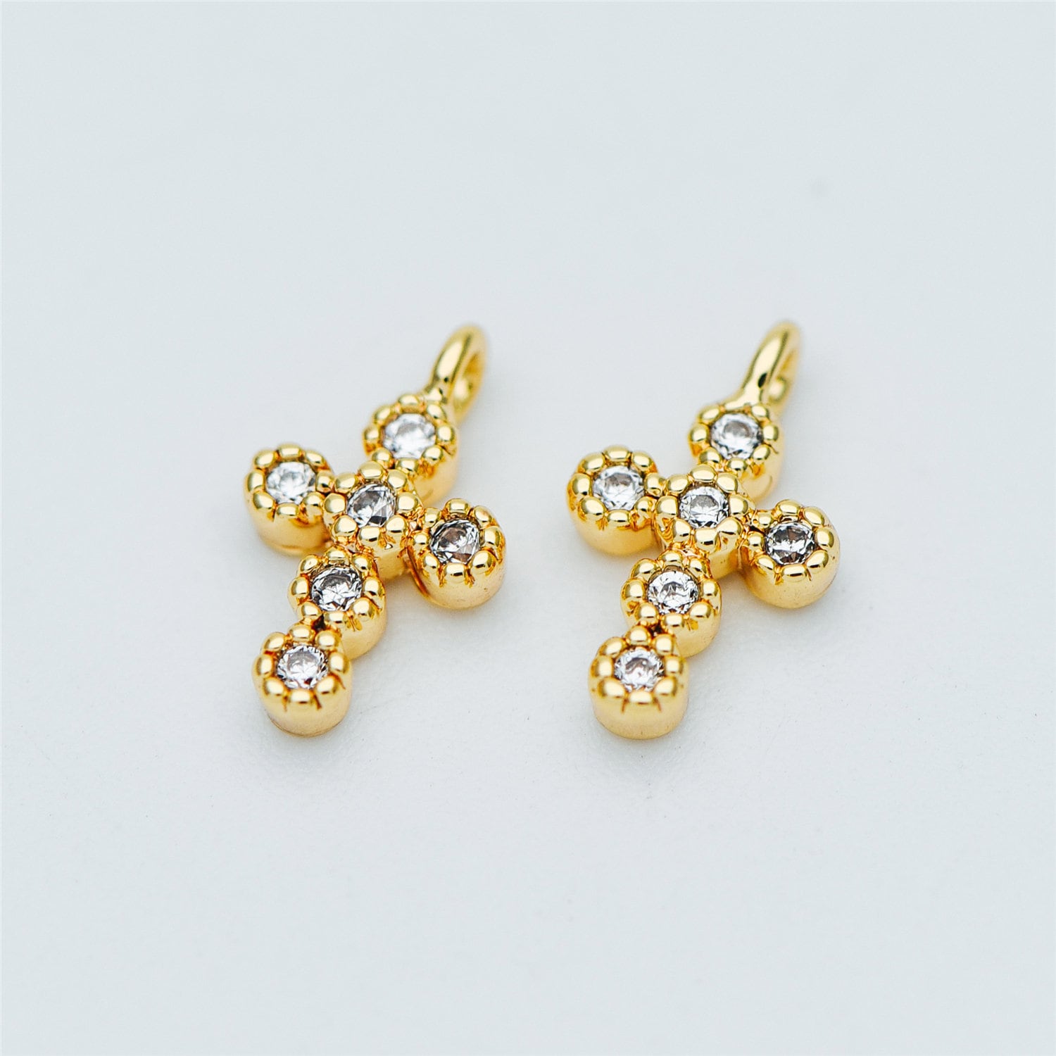 4pcs CZ Pave Cross Charm, Small Cross Charm, Cross Pendant, Cross Necklace Charm, Tiny Cross (GB-2731-C)