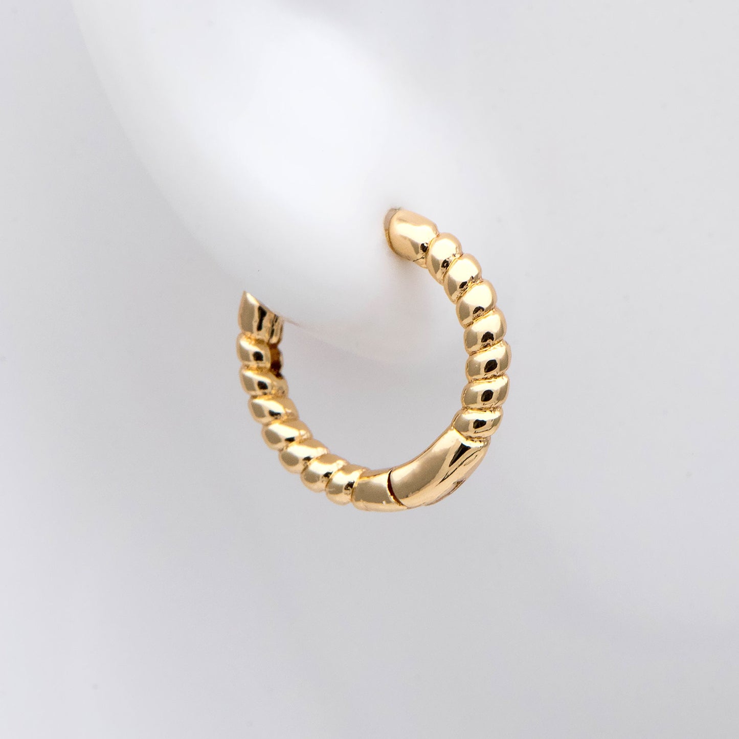 4pcs Gold Minimalist Hoop Earrings, 13mm, Gold Huggie Earrings, Gold Huggie Hoops (GB-2815-B)