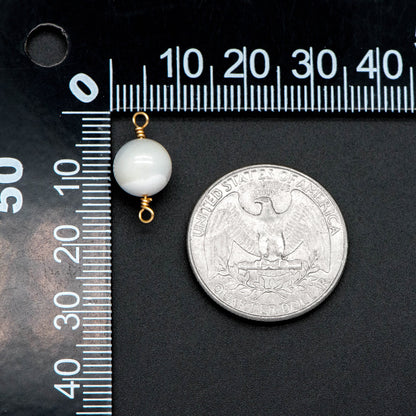 10pcs White Mother of Pearl Connector, Smooth Round Shell Charms, Natural MOP Ball Pendants, Gold Wired Findings Wholesale -(V1384)
