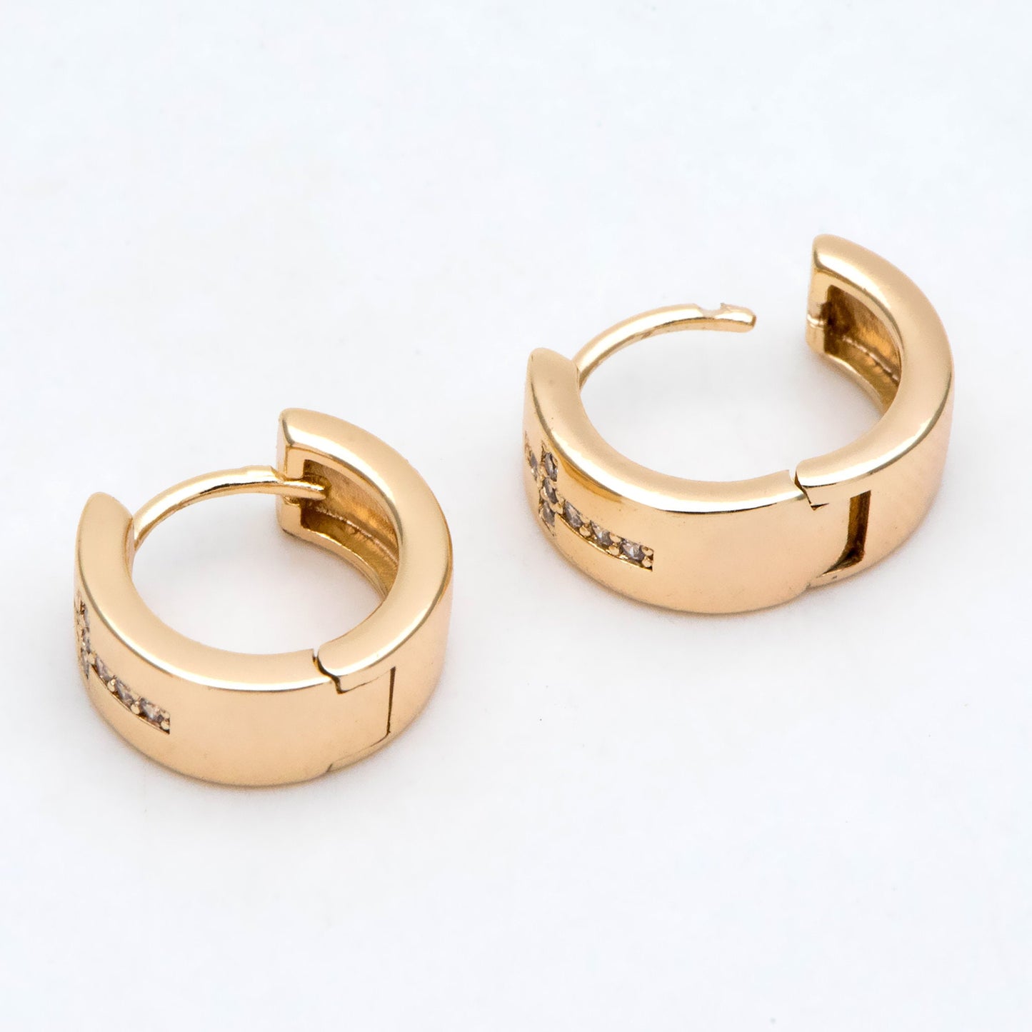 4pcs CZ Pave Cross Huggie Earrings, Hoop Earrings, 18K Gold plated Brass, Earring Component Findings (GB-2873)