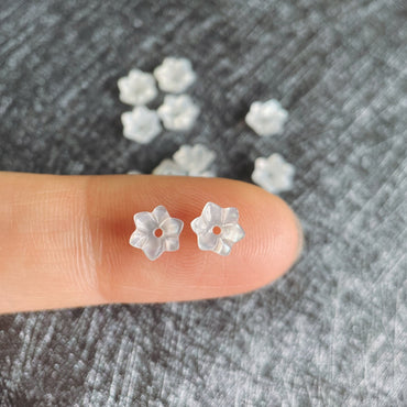 10pcs White Mother of Pearl Tulip 3D Shell Flower Beads 6mm (BK-002-C)