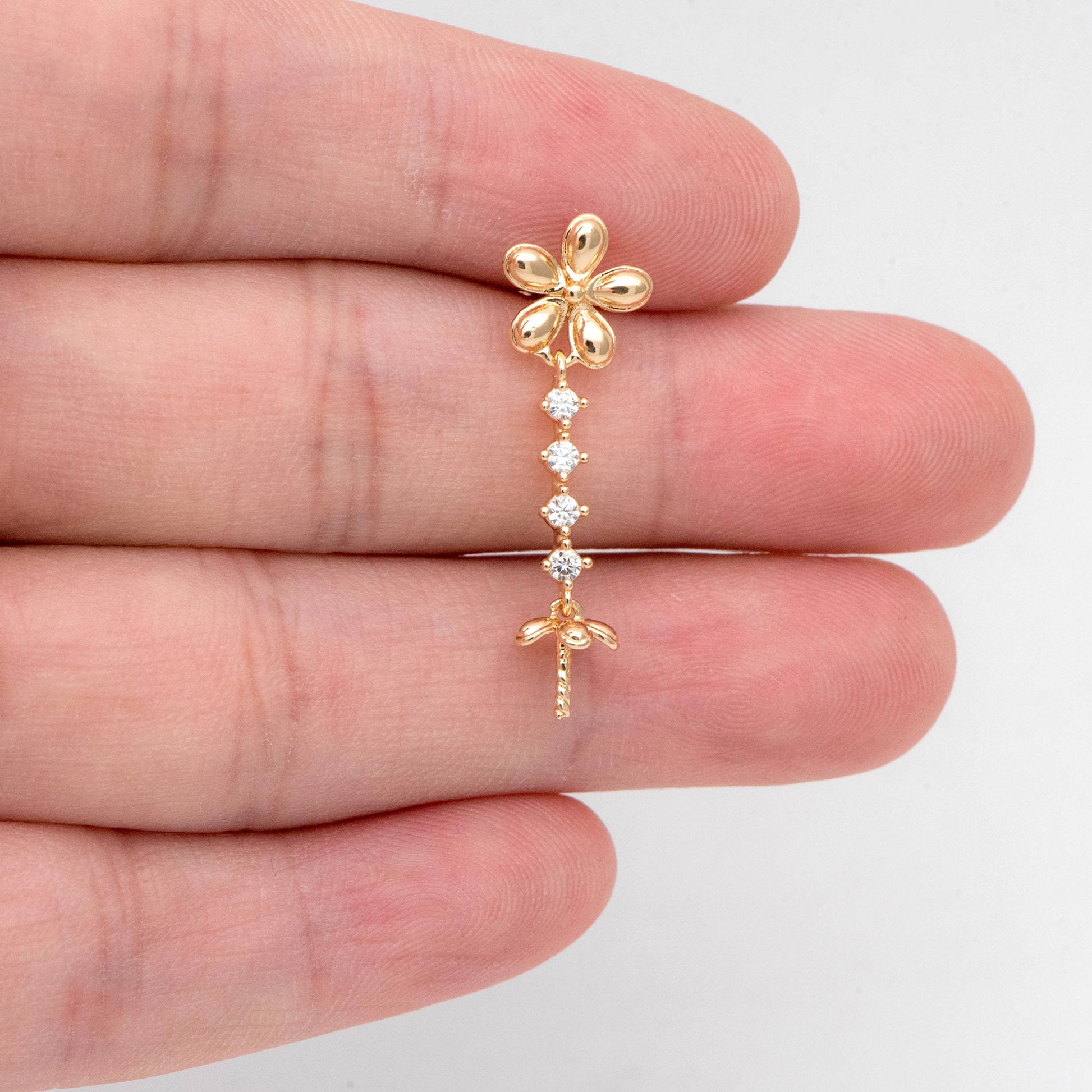4pcs Gold Flower Earring With Pearl Peg Earring Mounts, Foral Stud Earrings with Peg (GB-2973)