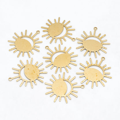 10pcs Raw Brass Sun Charm Pendants 25x23mm, Brass Findings Wholesale (RB-222)