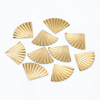 10pcs Raw Brass Fan Charm Pendants 14.5x20mm, Brass Findings Wholesale (RB-228)
