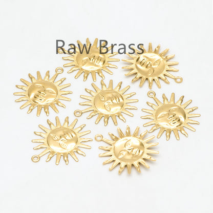 10pcs Raw Brass Sun Face Charm Pendants 25x22mm, Brass Findings Wholesale (RB-202)