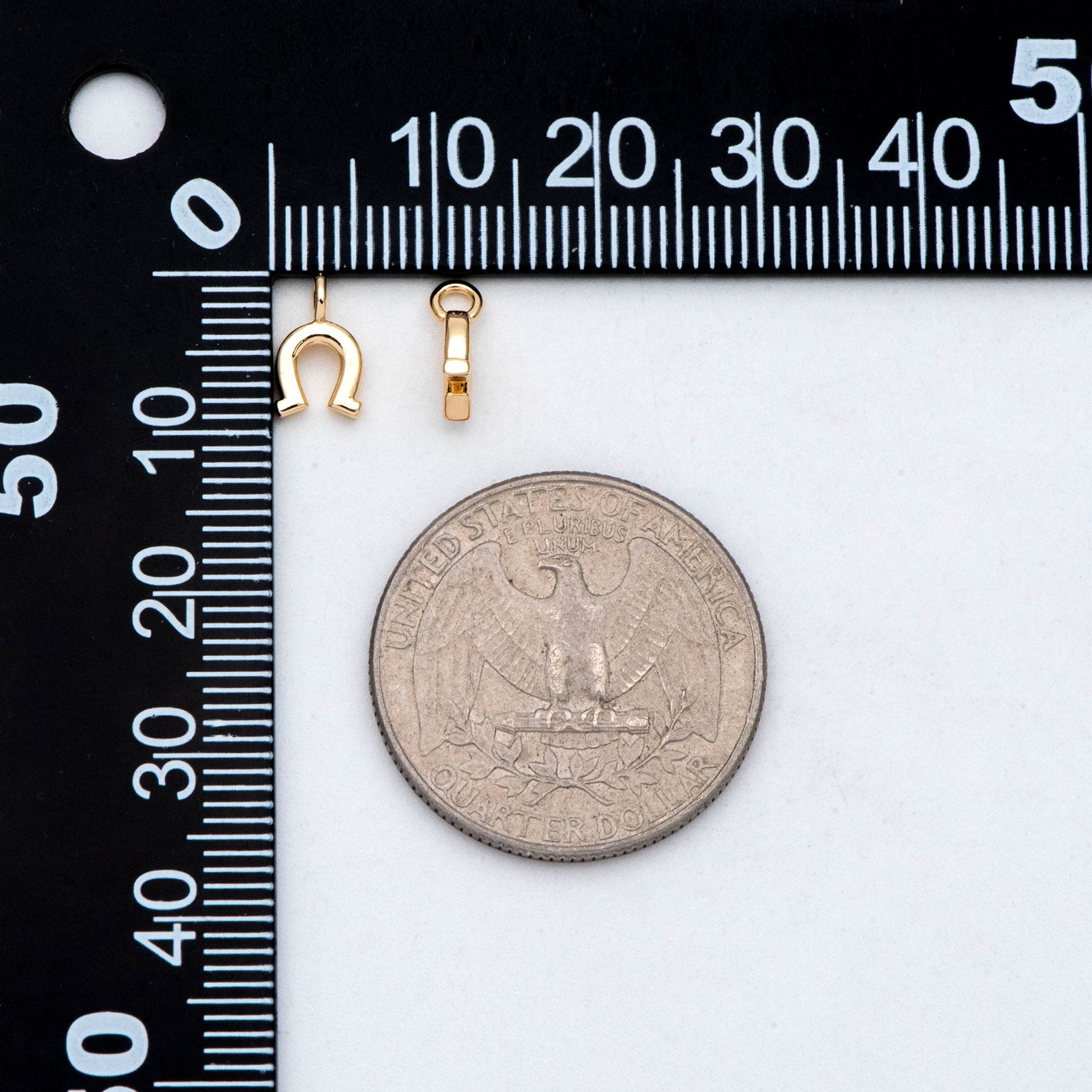 10pcs Gold Horseshoe Charm 9x5.5mm, 18K Gold plated Brass, U-shaped Pendant (GB-2963)