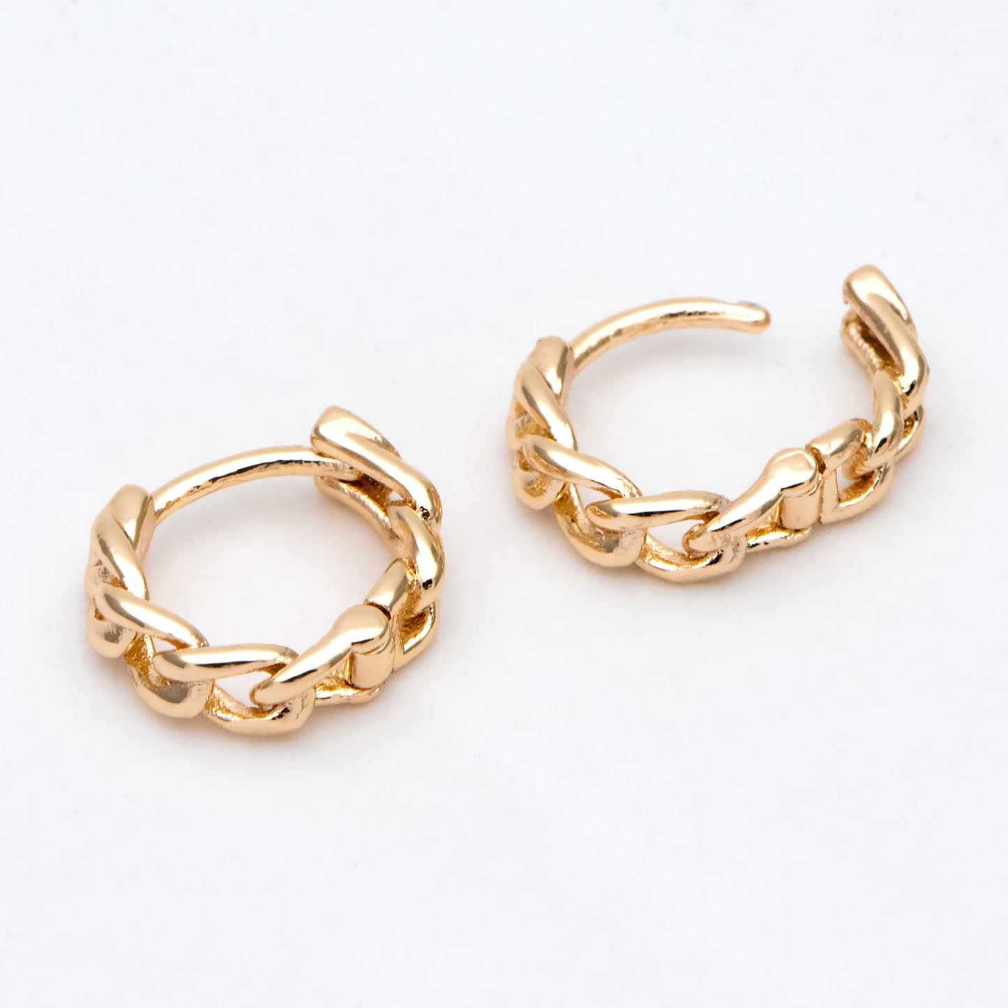 4pcs Gold Plated Chain Hoop Earrings: Tiny Huggie Style (GB-3020-A)