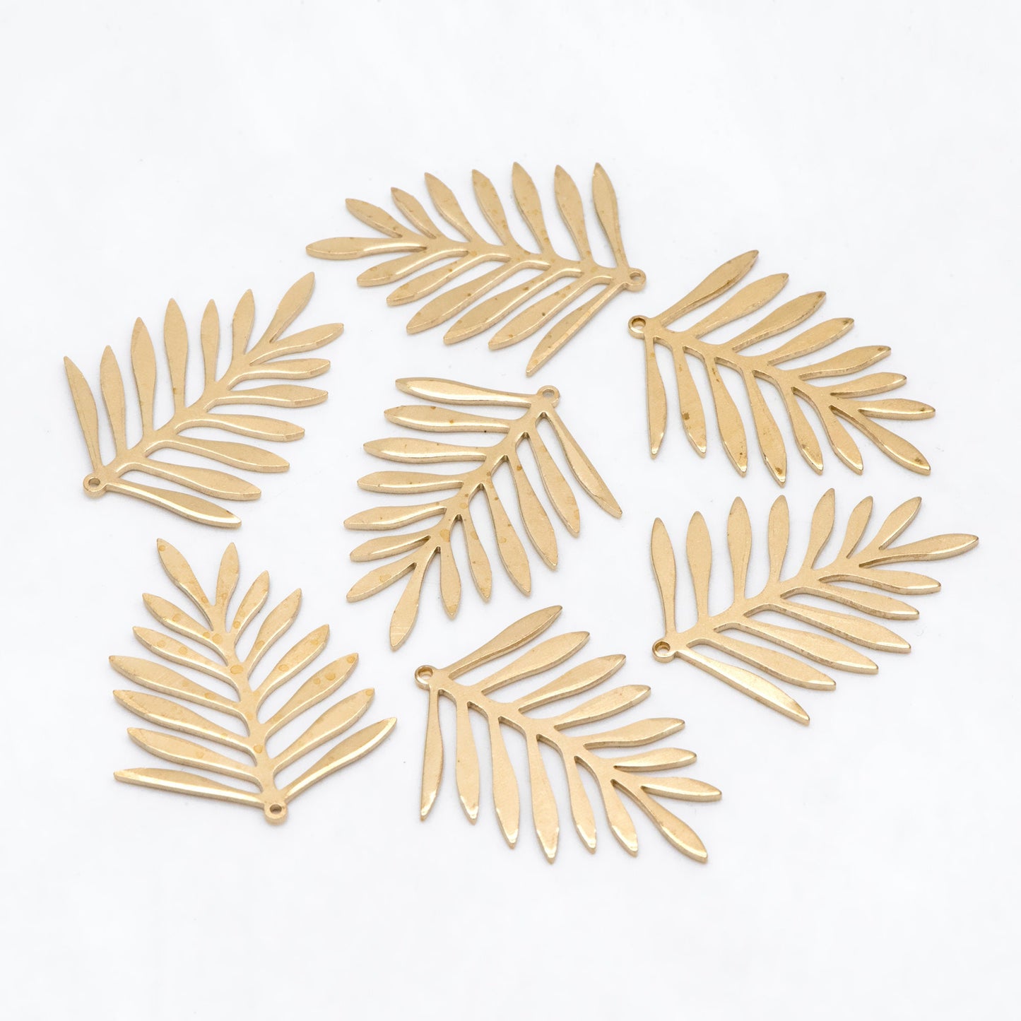 10pcs Raw Brass Leaf Charm Pendants 31x25mm, Brass Findings Wholesale (RB-246)