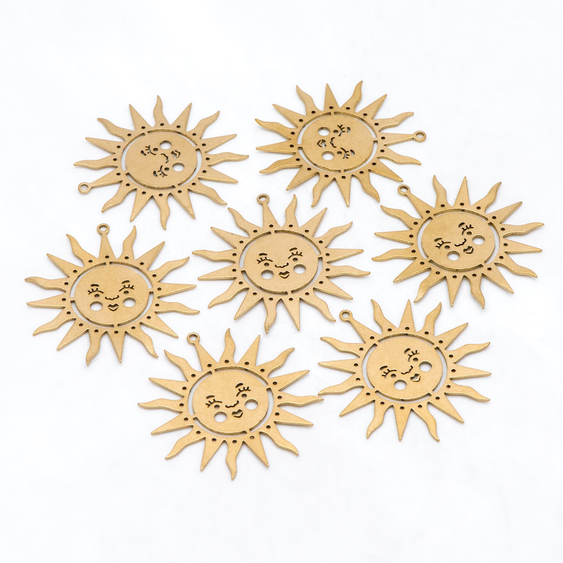 10pcs Raw Brass Sun Face Charm Pendants 32x30mm, Brass Findings Wholesale (RB-283)