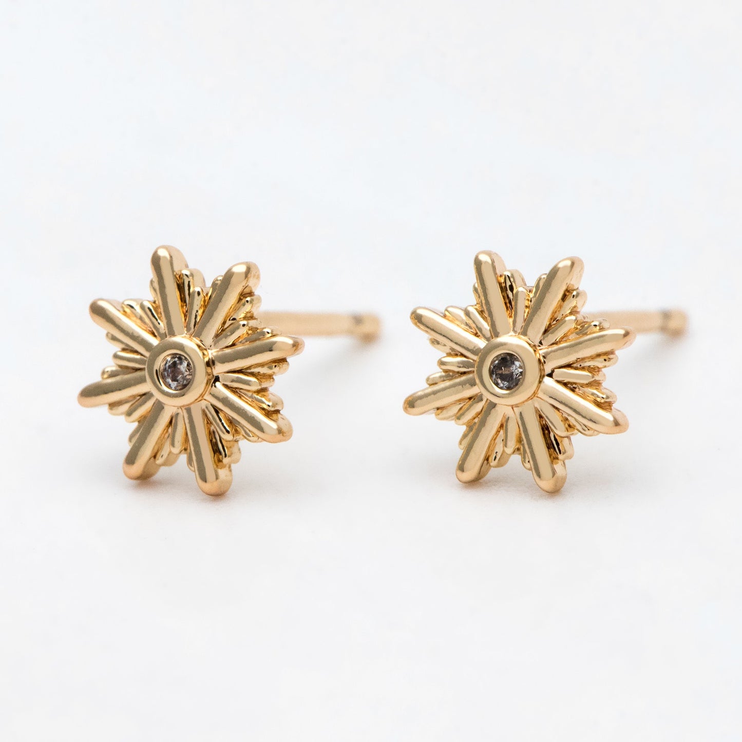 10pcs CZ Pave Gold Sun Ear Post, Real Gold Plated Brass Snowflake Stud Earrings (#GB-3041-M)