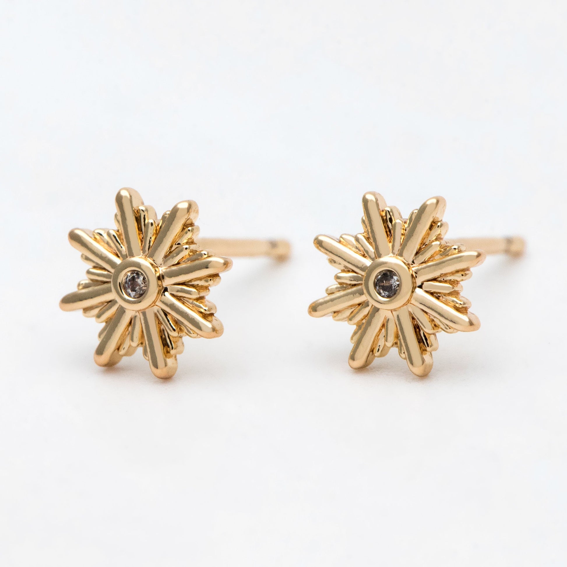10pcs CZ Pave Gold Sun Ear Post, Real Gold Plated Brass Snowflake Stud Earrings (#GB-3041-M)