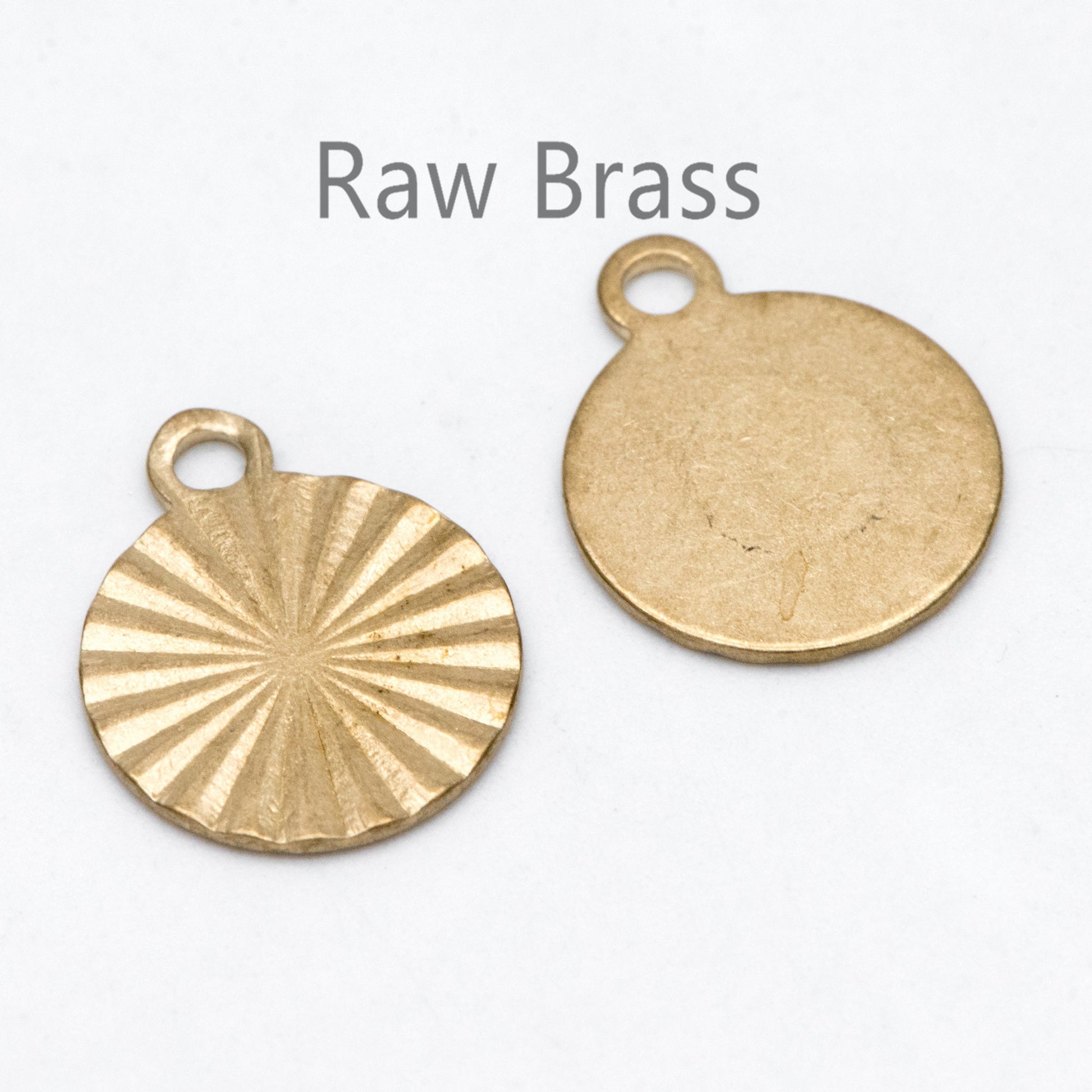 10pcs Raw Brass Round Diamond Cut Charm Pendants, Brass Findings Wholesale (RB-218)