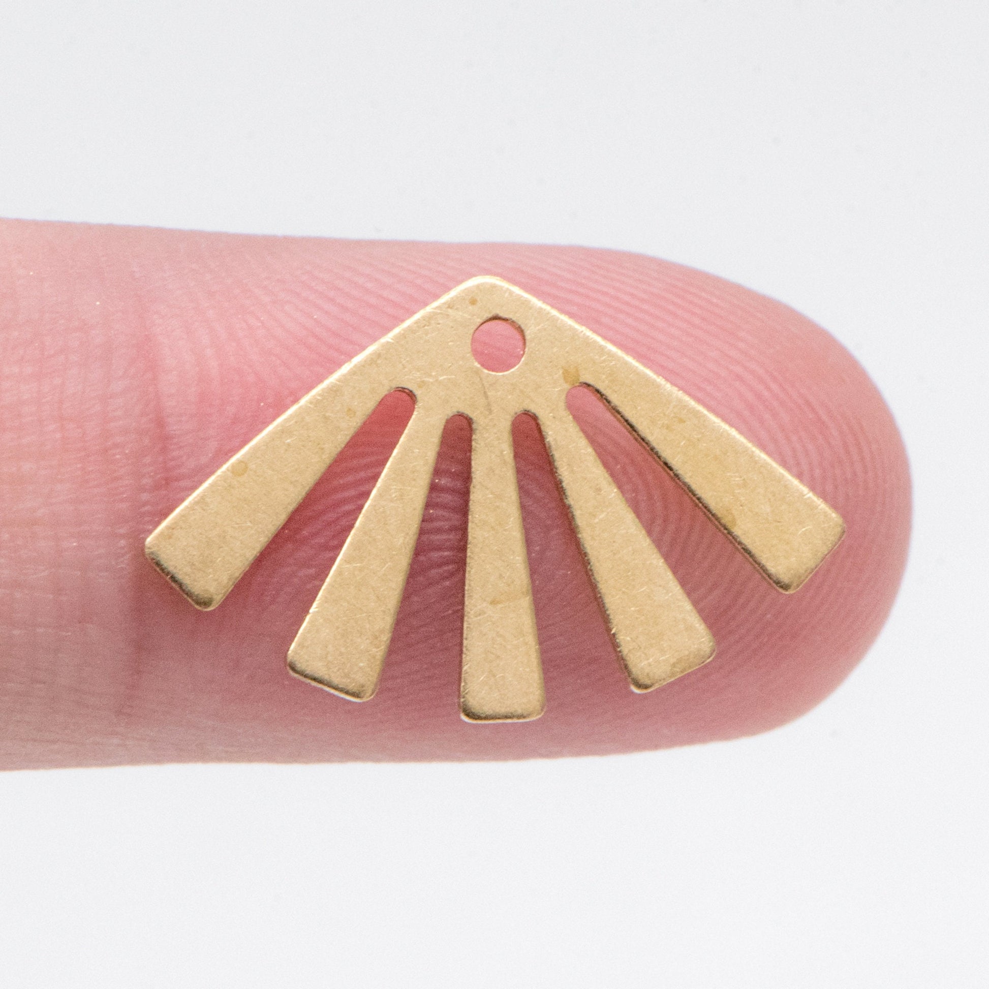 20pcs Raw Brass Sun Charms 12.5x20mm, Solid Brass Fan Pendants Wholesale (RB-232)