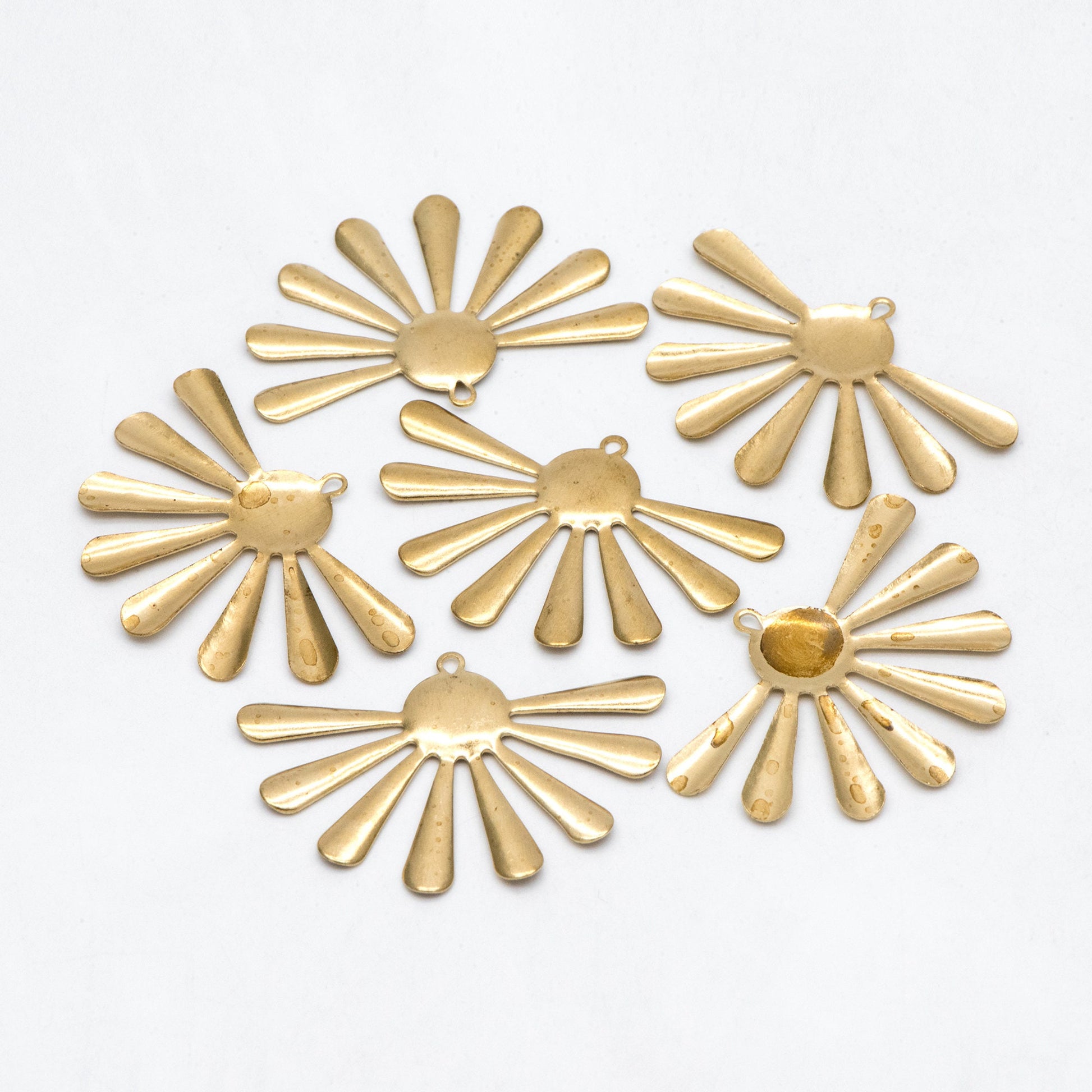 10pcs Raw Brass Flower Charm Pendants 29.5x44mm, Brass Findings Wholesale (RB-233)