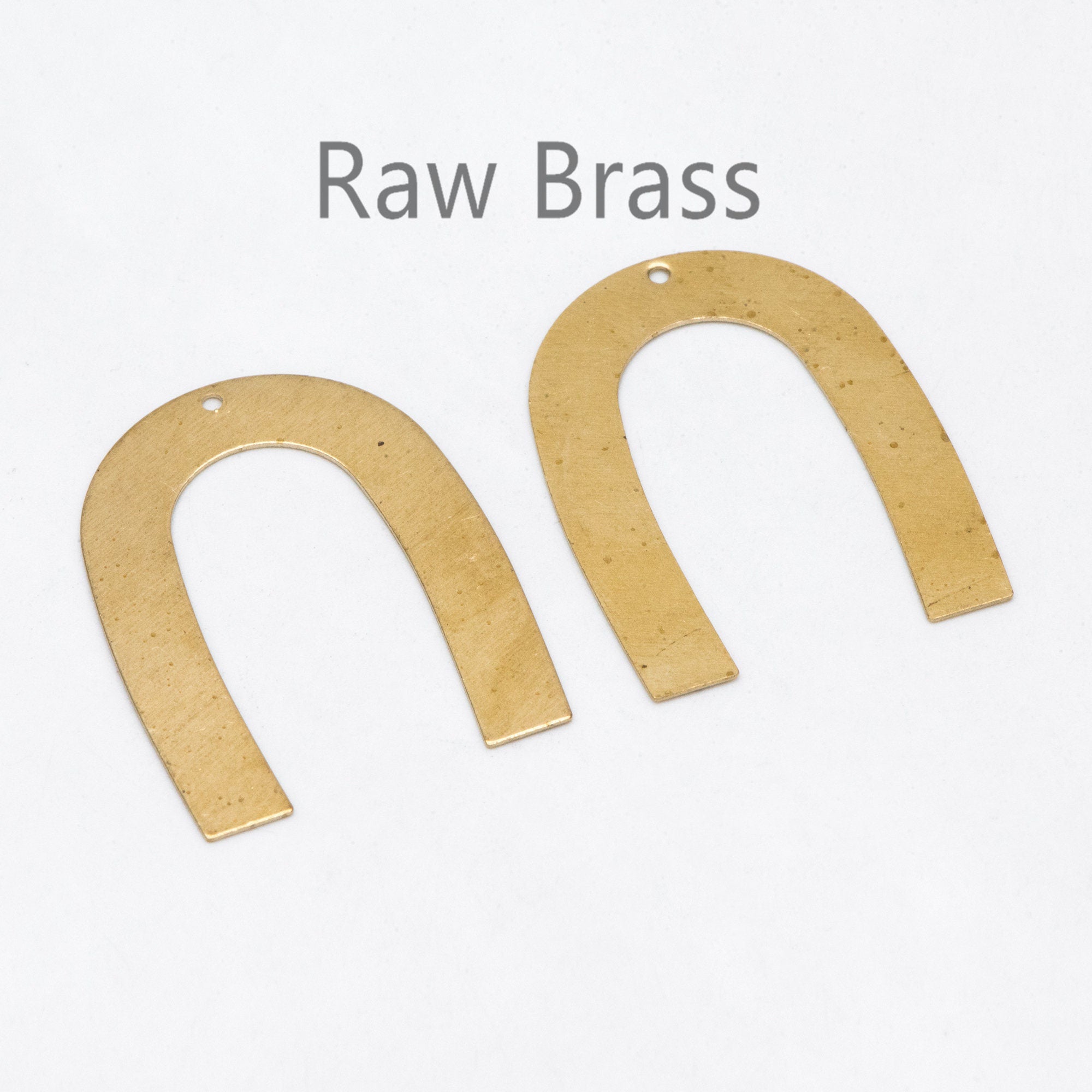 10pcs Raw Brass U Shaped Charms 35x27mm, Brass Findings Wholesale (RB-239)
