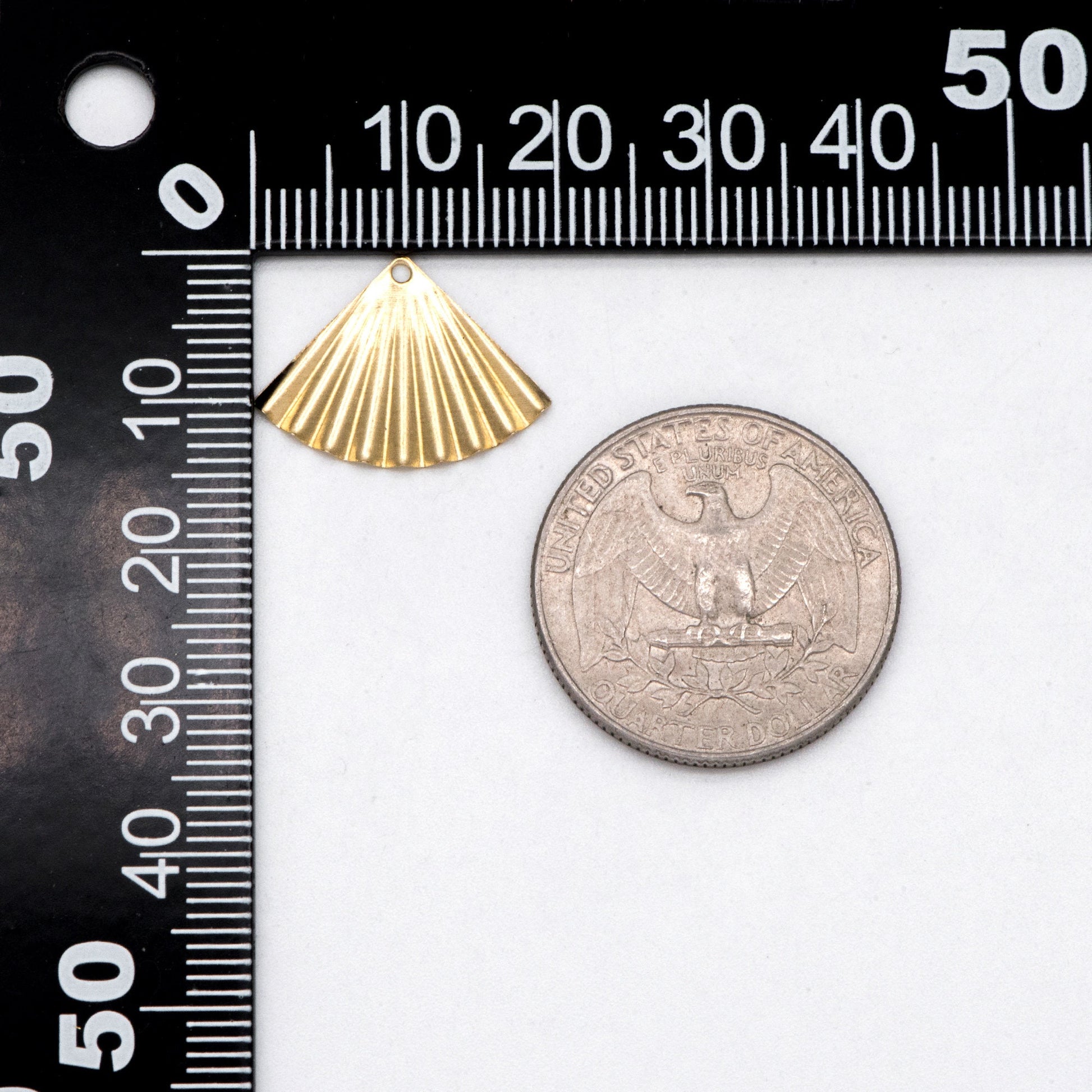 10pcs Raw Brass Fan Charm Pendants 14.5x20mm, Brass Findings Wholesale (RB-228)