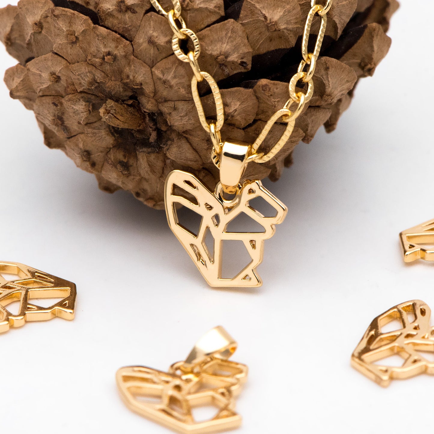 10pcs Gold plated Brass Squirrel Charm Pendants 13x16mm, Lead Nickel Free (GB-262)