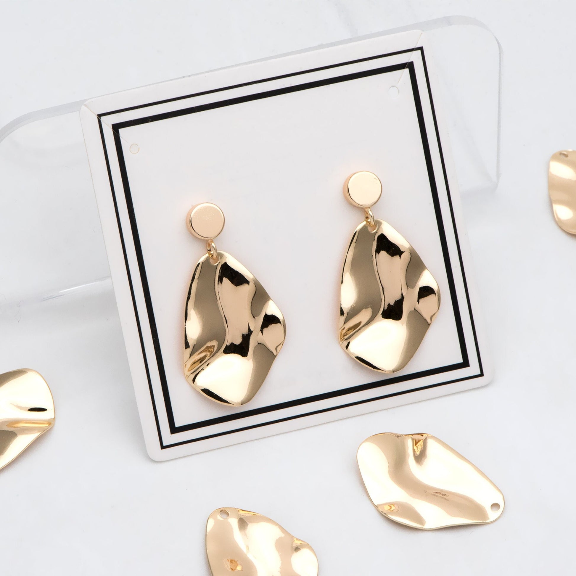 10pcs Gold Hammered Teardrop Charms 25x18mm, Unique Water Drop Pendants (GB-402-I)